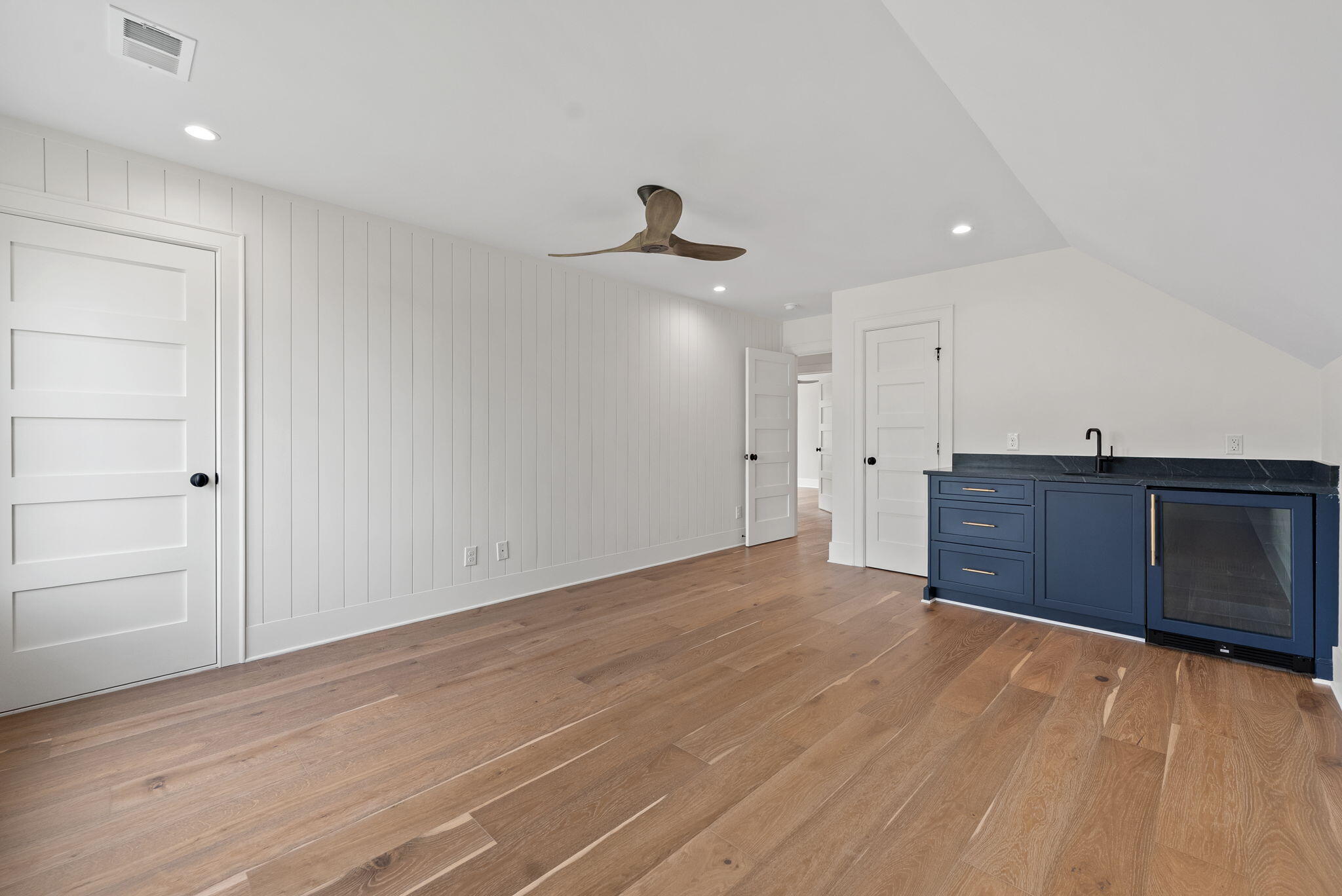 111 Peninsula Drive