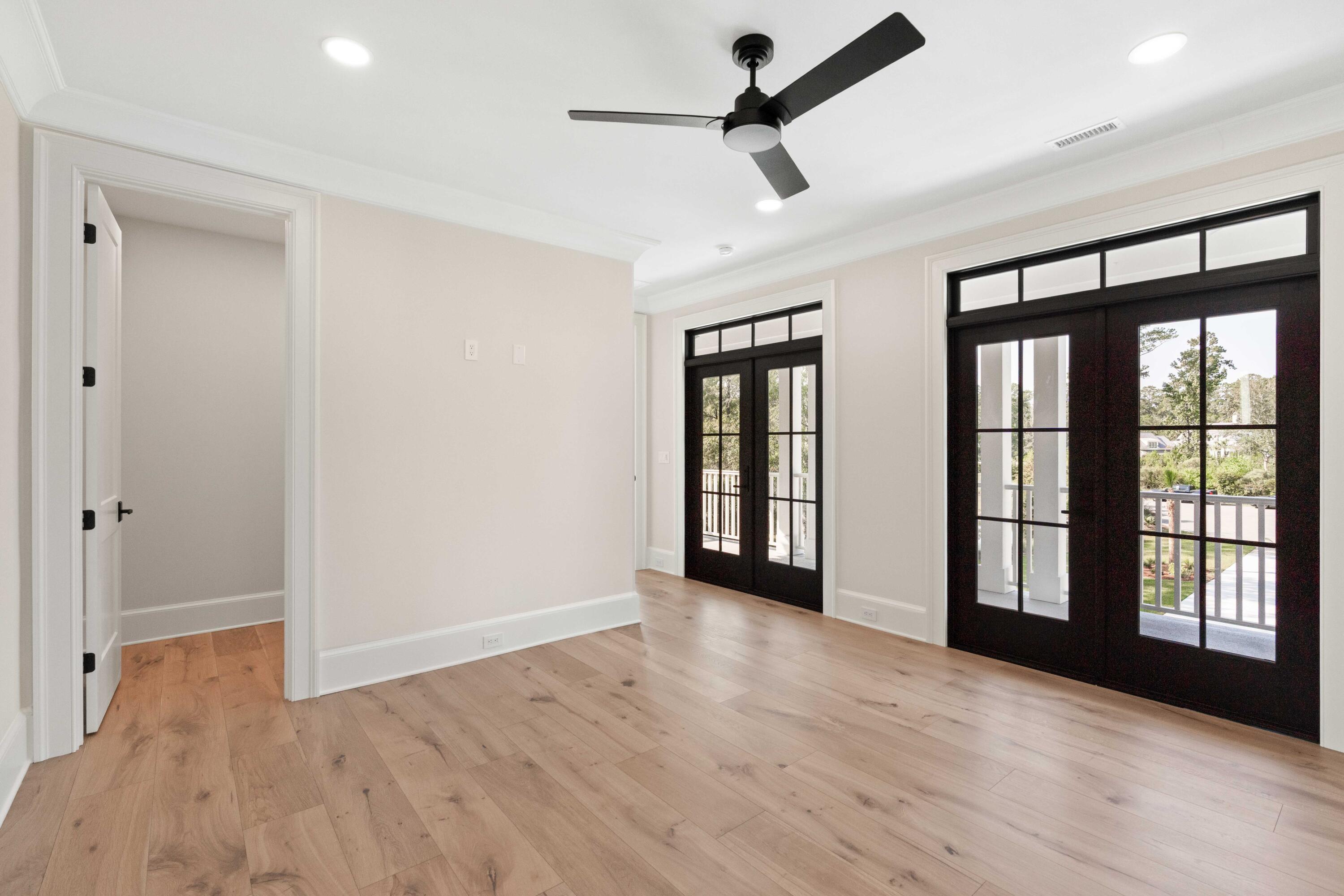 4368 Lady Banks Lane