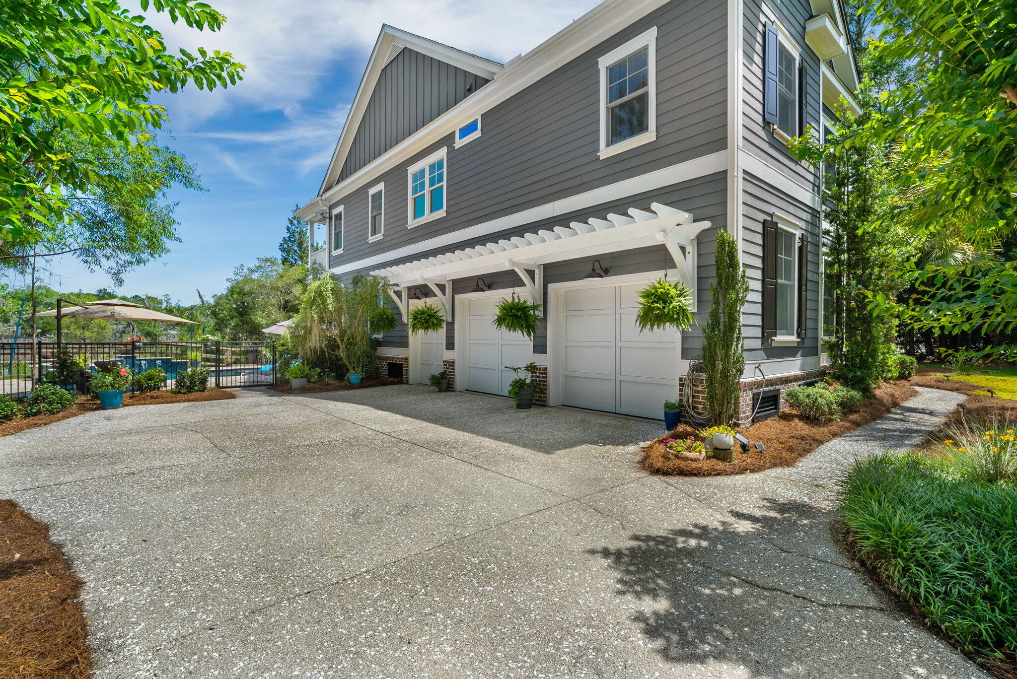 4385 Ten Shillings Way