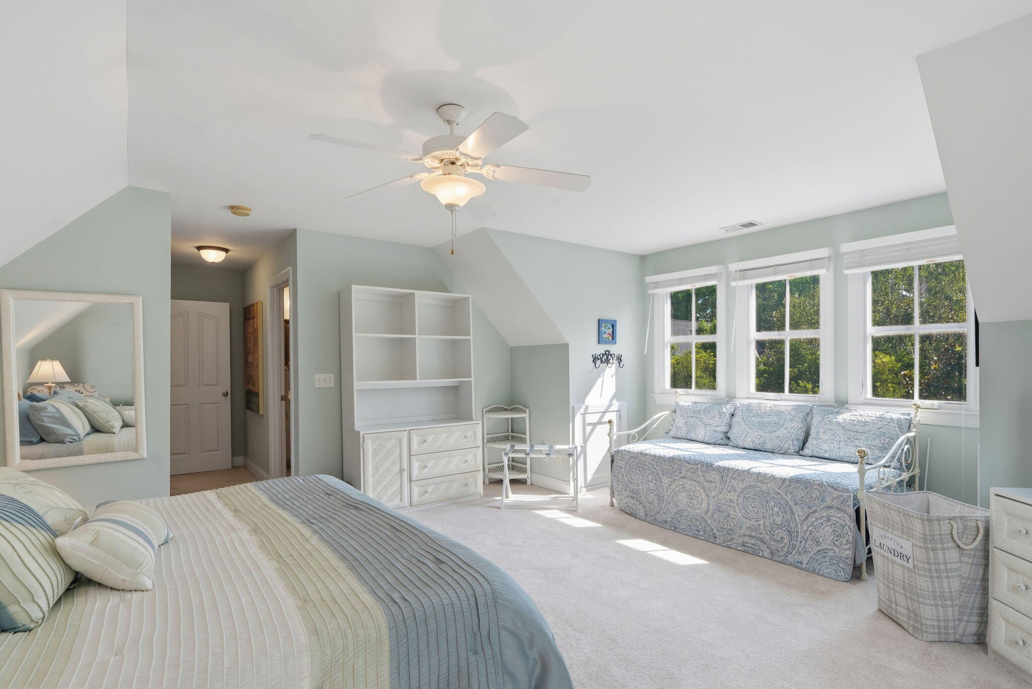 4142 Ten Shillings Way