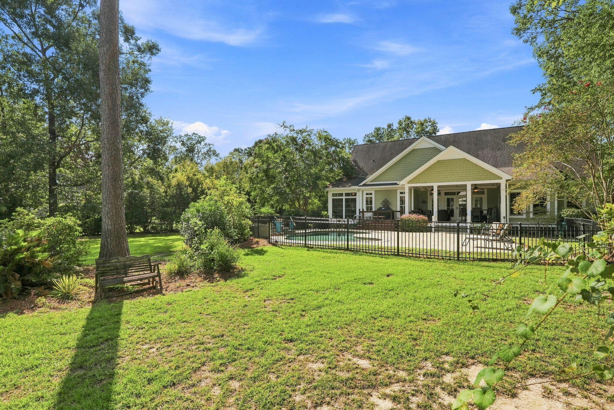 4142 Ten Shillings Way