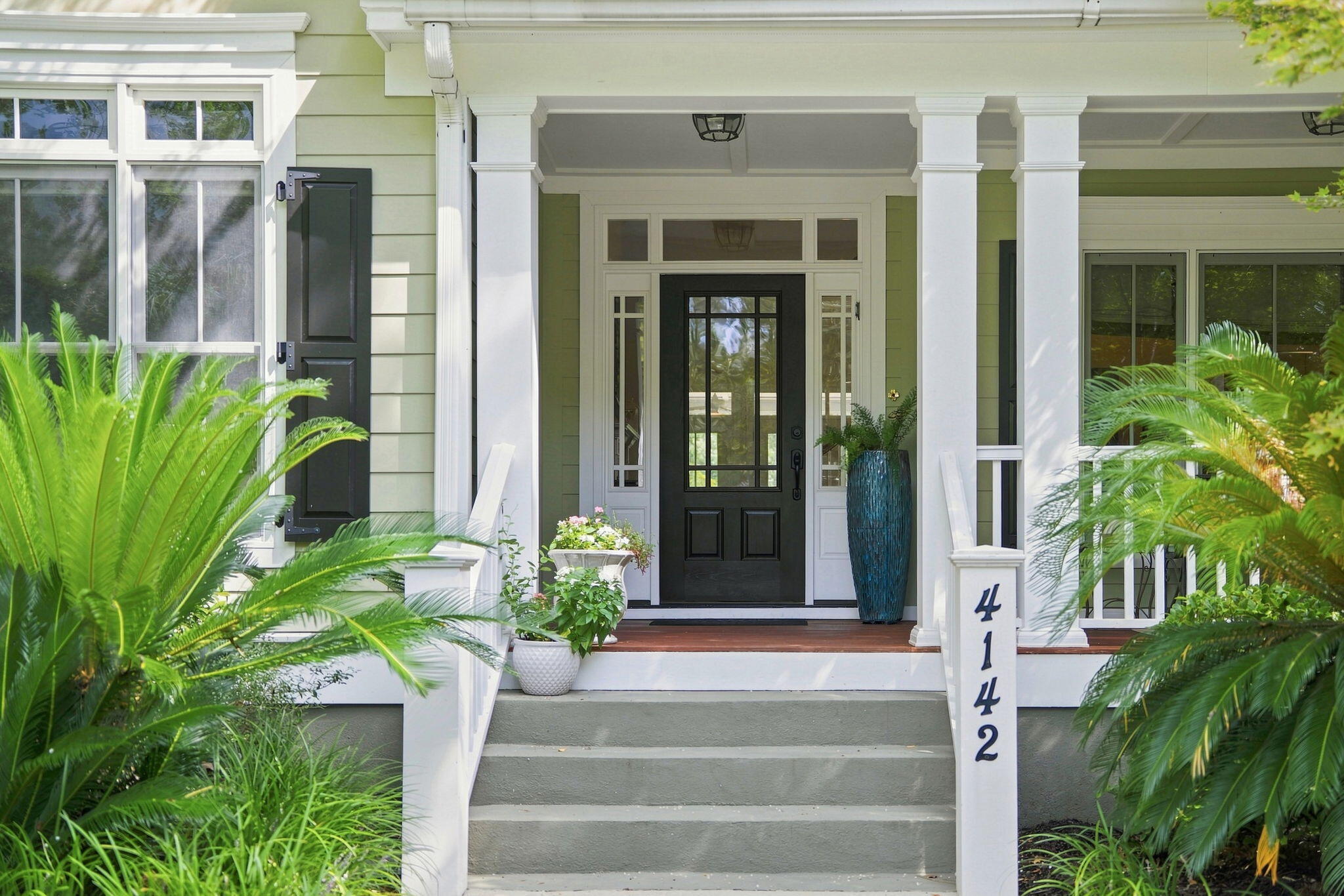 4142 Ten Shillings Way
