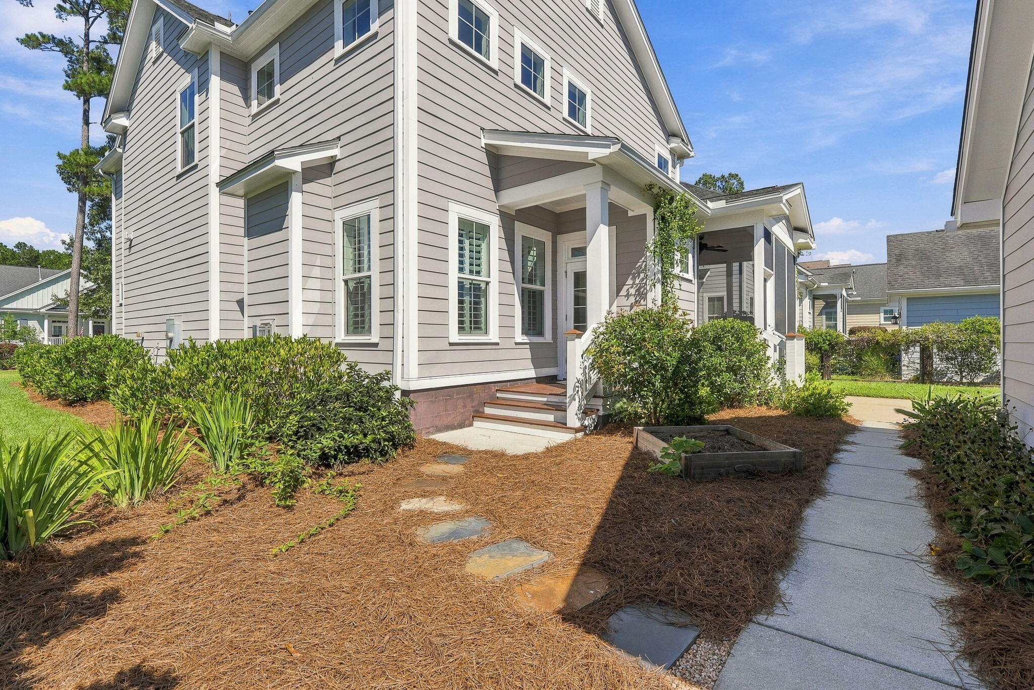 3998 Capensis Lane