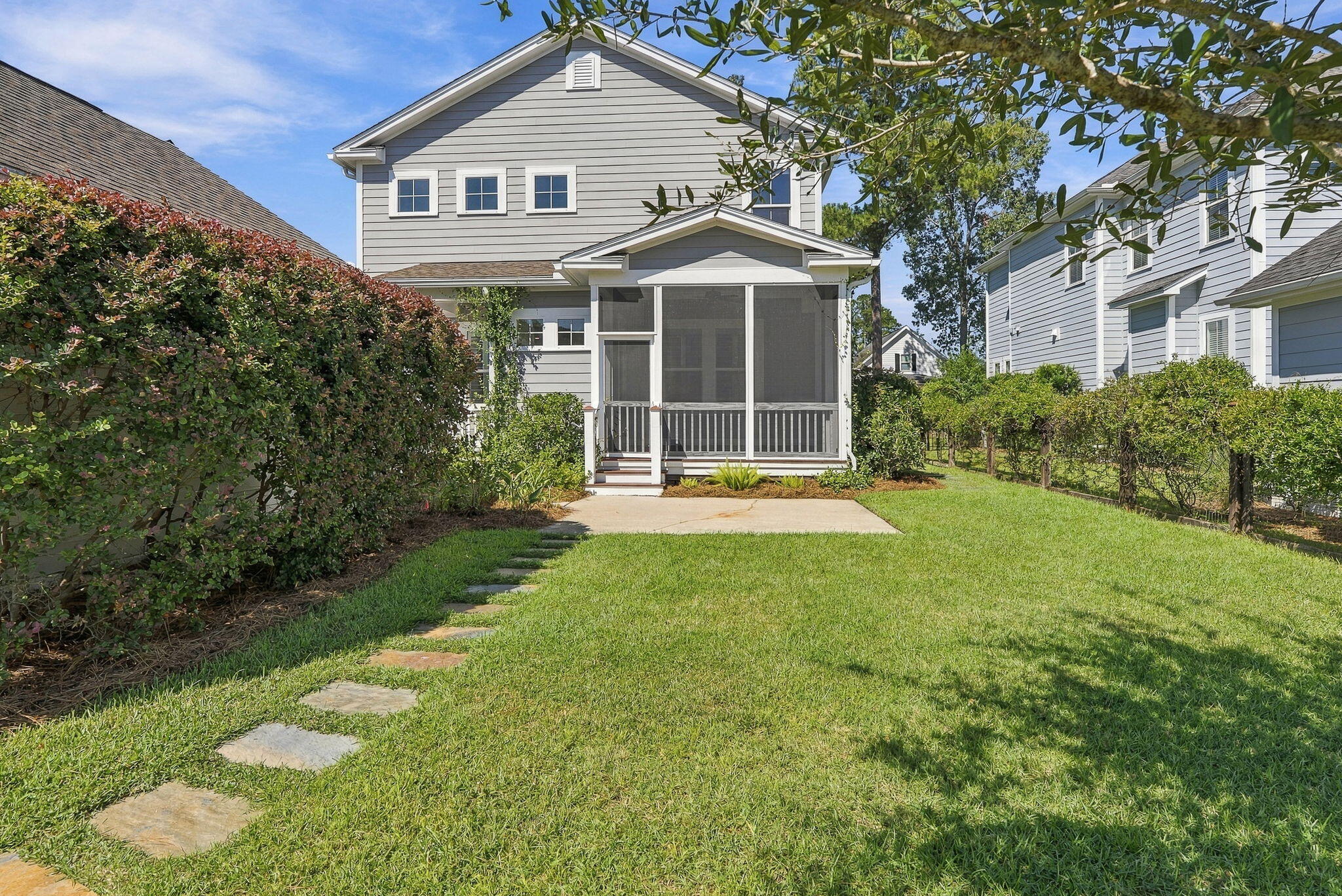 3998 Capensis Lane