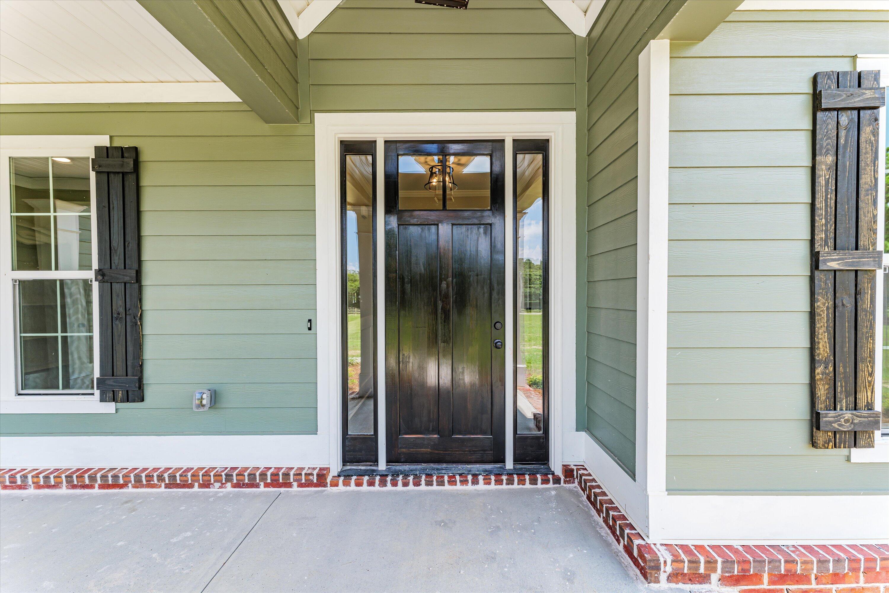 165 COWDRY PARK Road