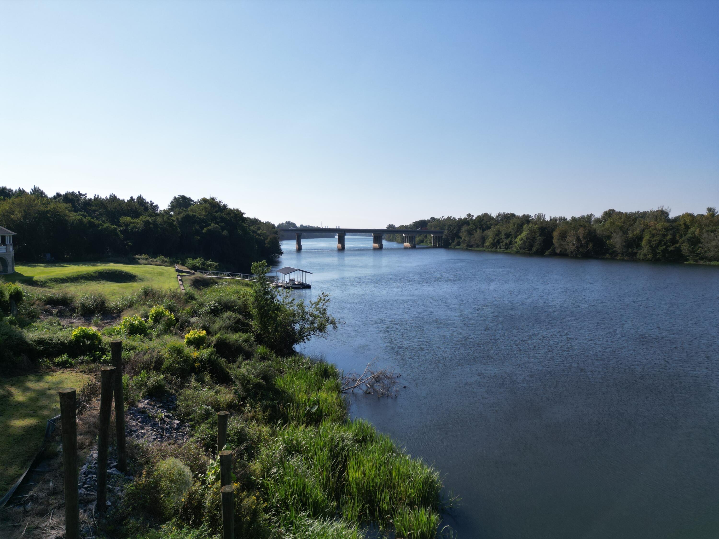 736 RIVERNORTH Drive