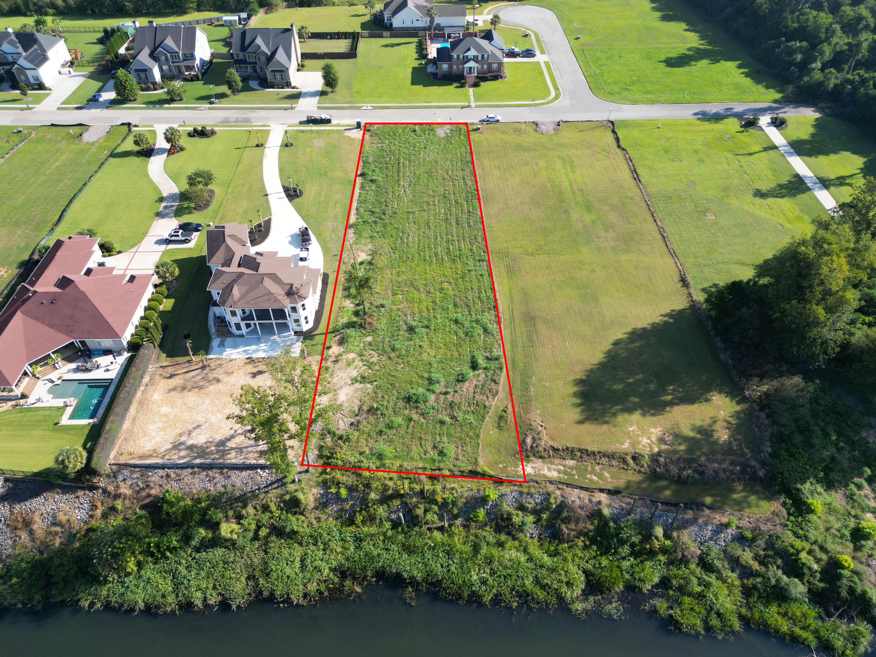 736 RIVERNORTH Drive