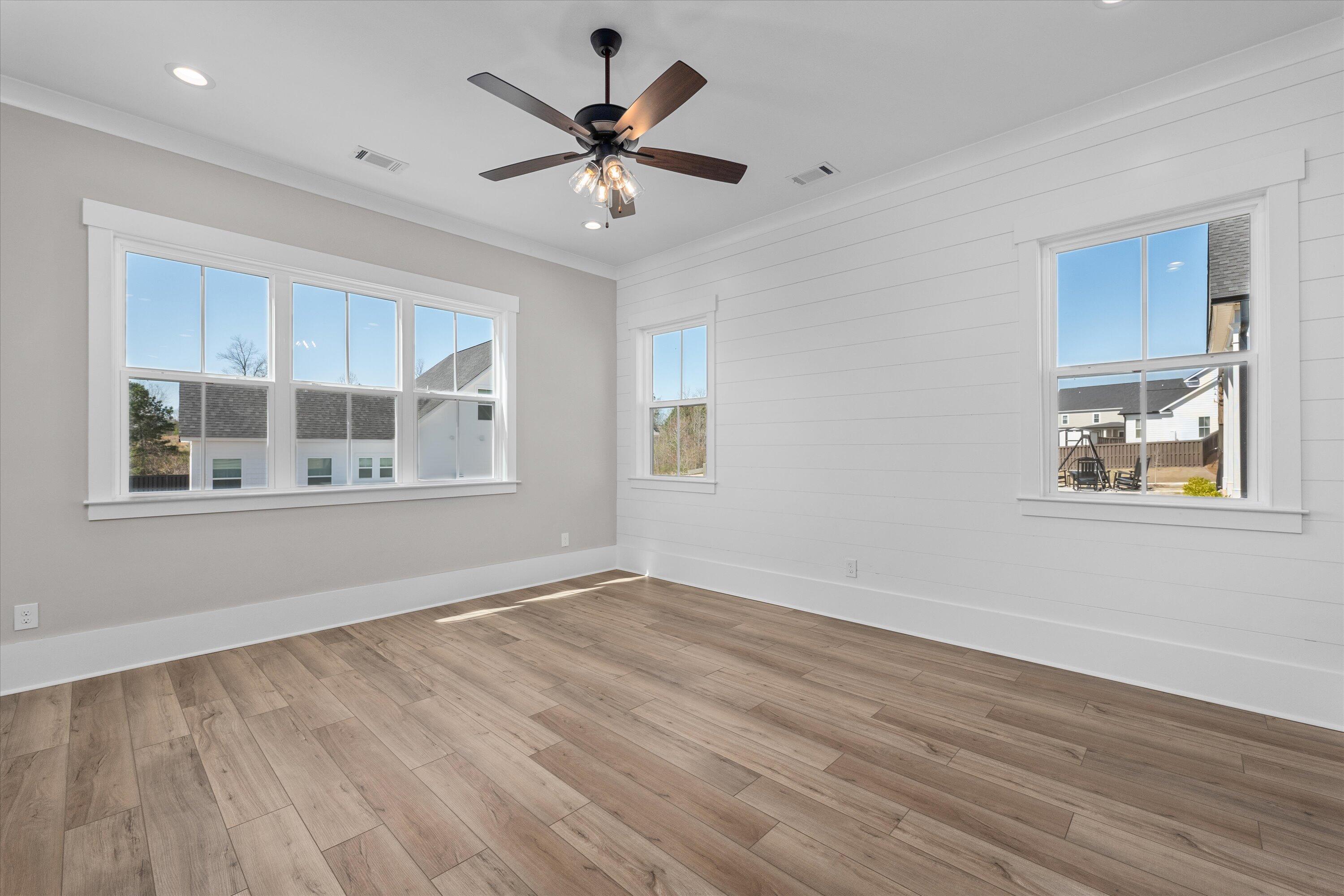 3026 ROSEWOOD DR. Drive