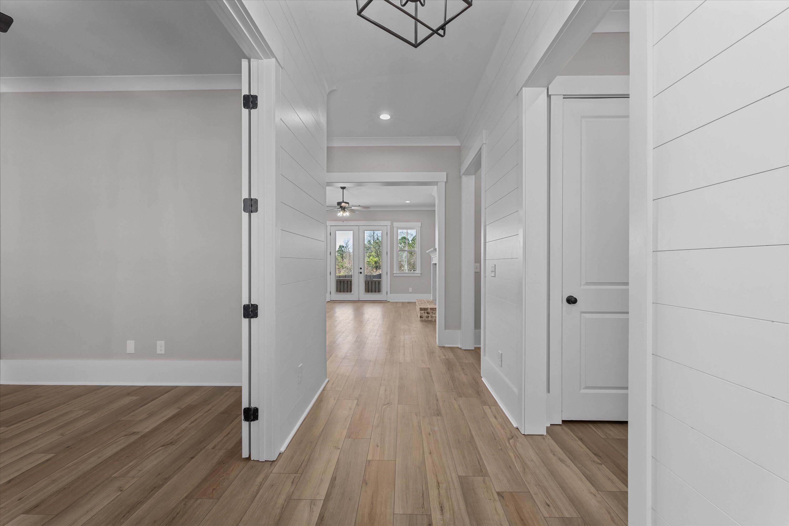 3026 ROSEWOOD DR. Drive