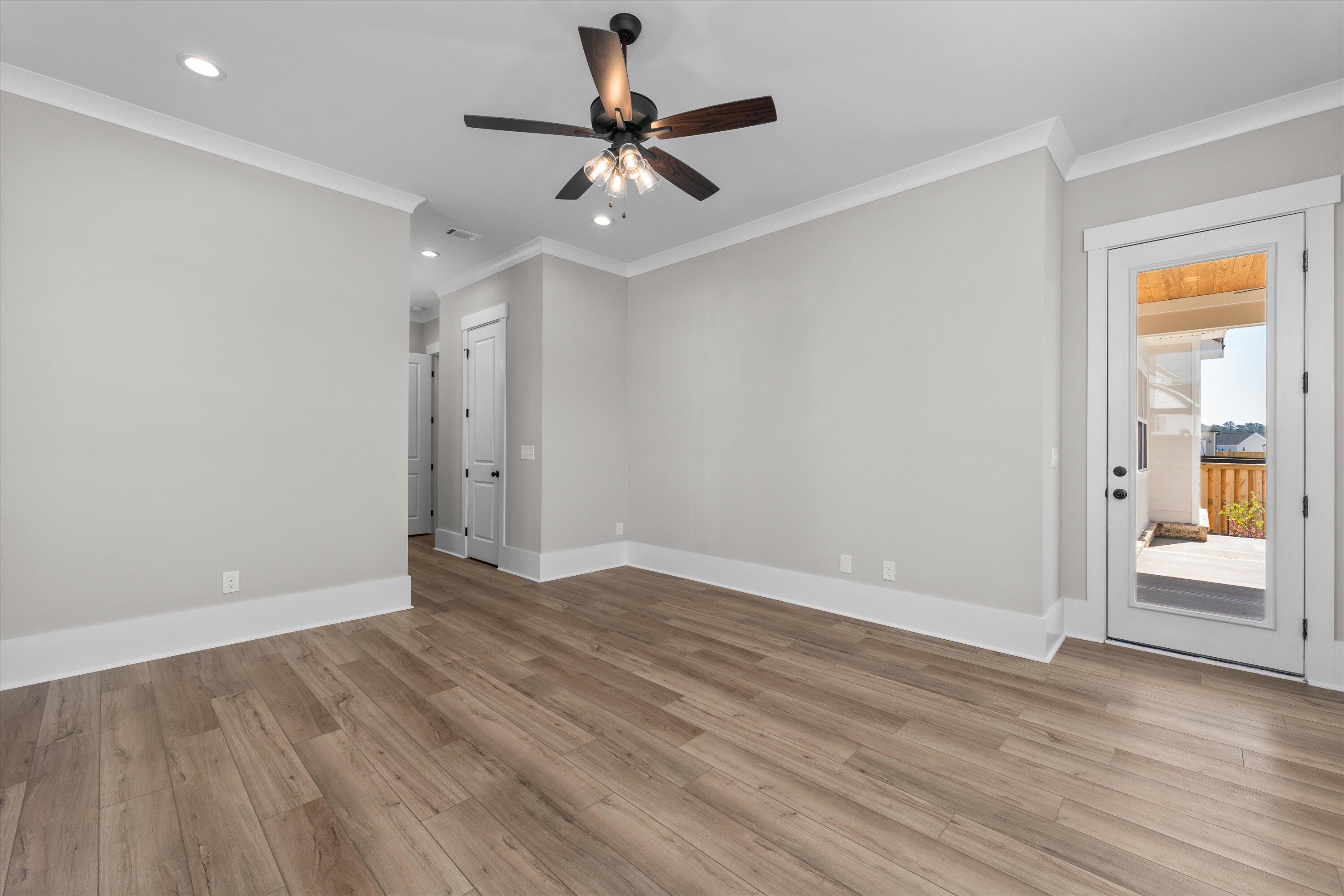 3026 ROSEWOOD DR. Drive