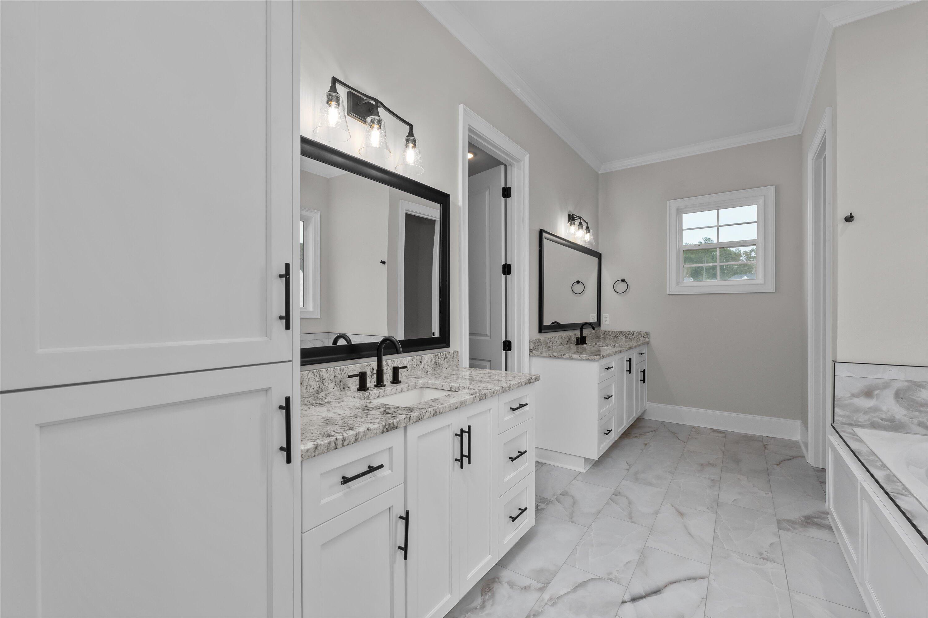 615 RIVER OAKS LANE Lane