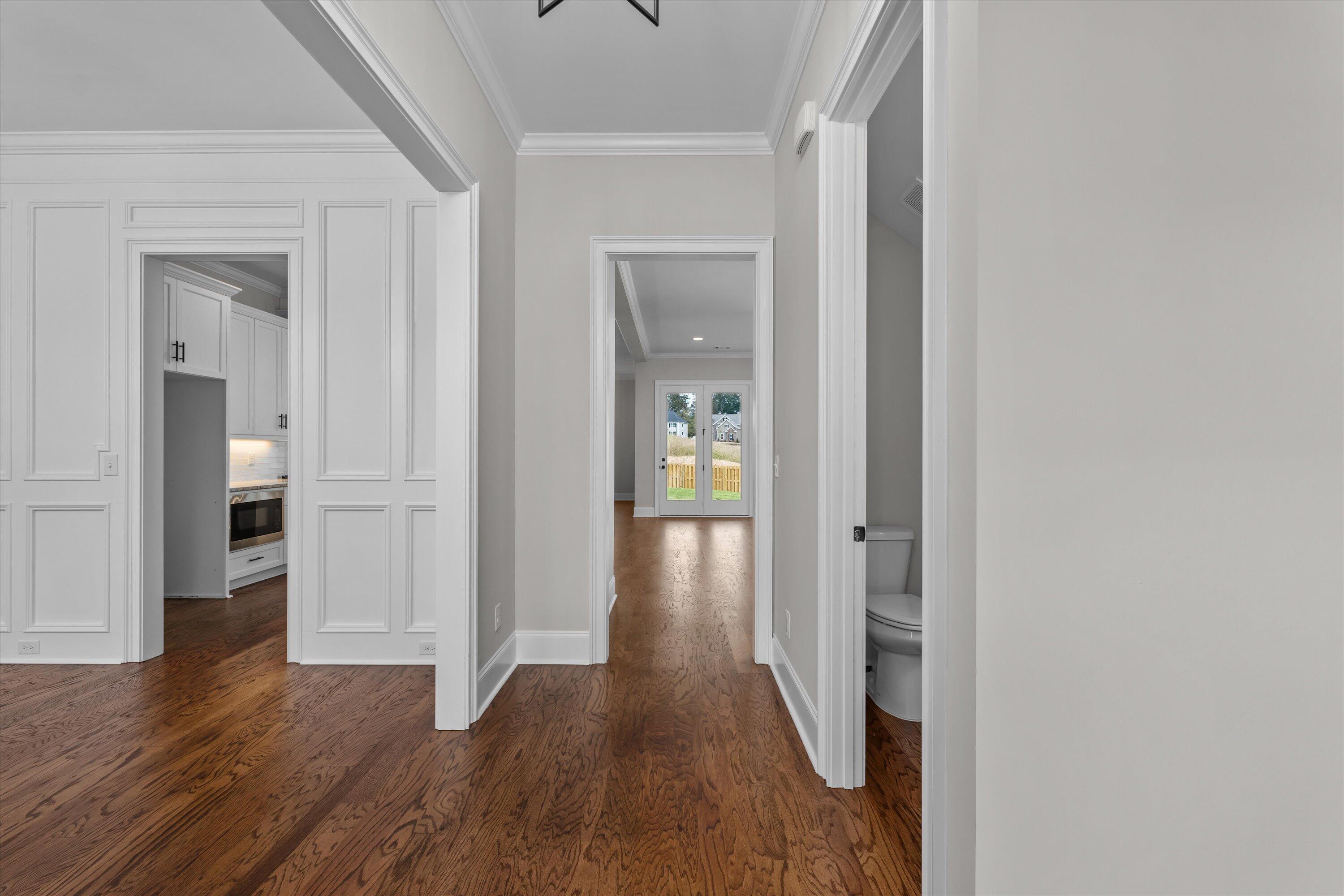 615 RIVER OAKS LANE Lane