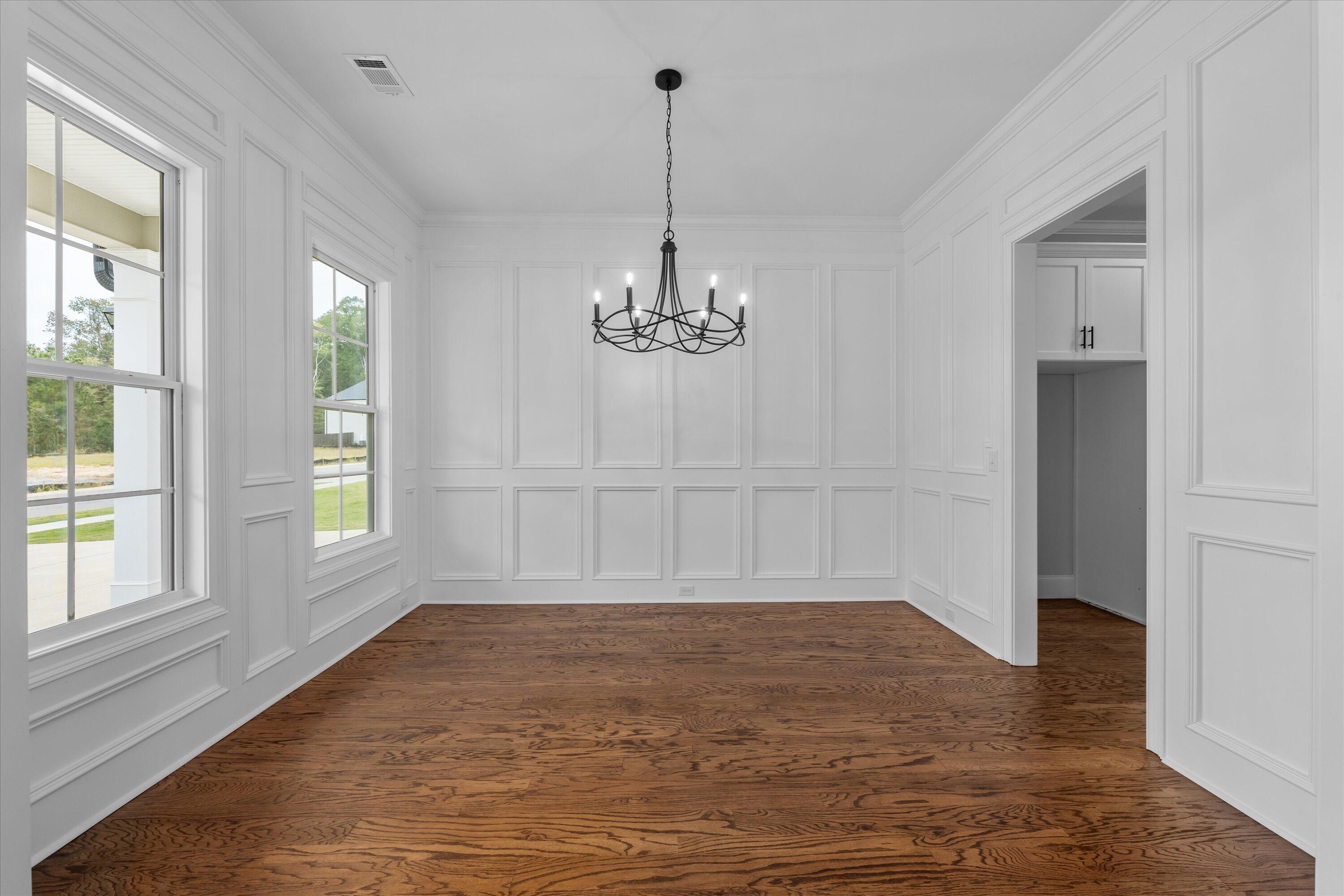 615 RIVER OAKS LANE Lane