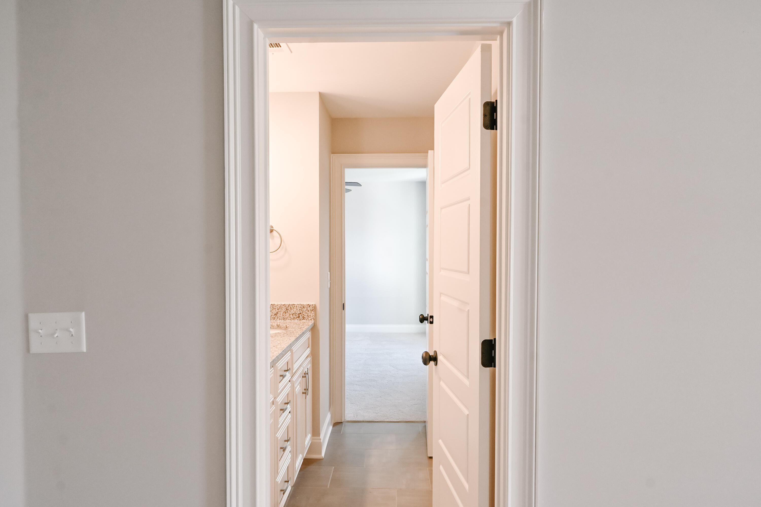 3005 ROSEWOOD DR Drive