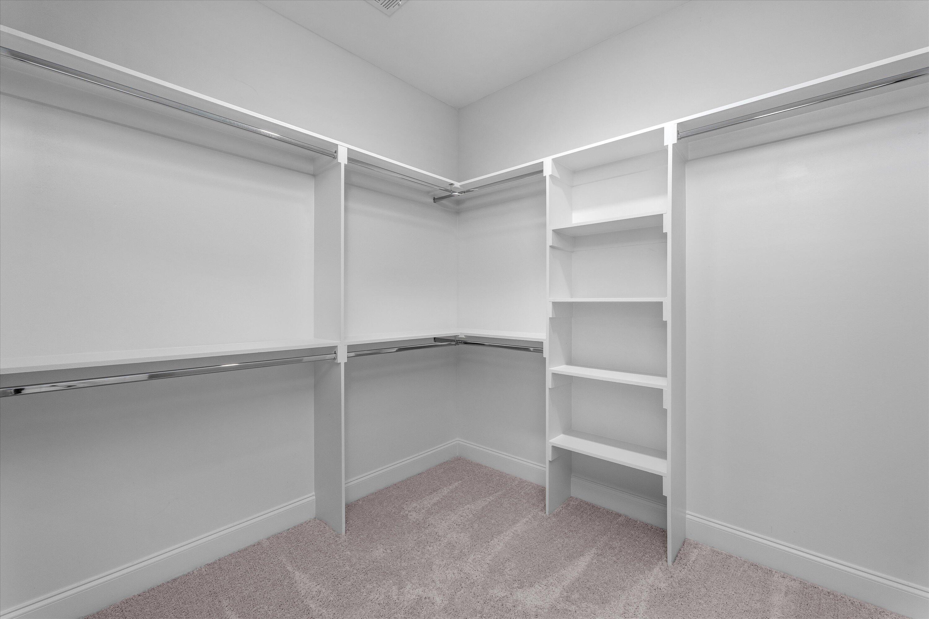 3006 ROSEWOOD DR. Drive