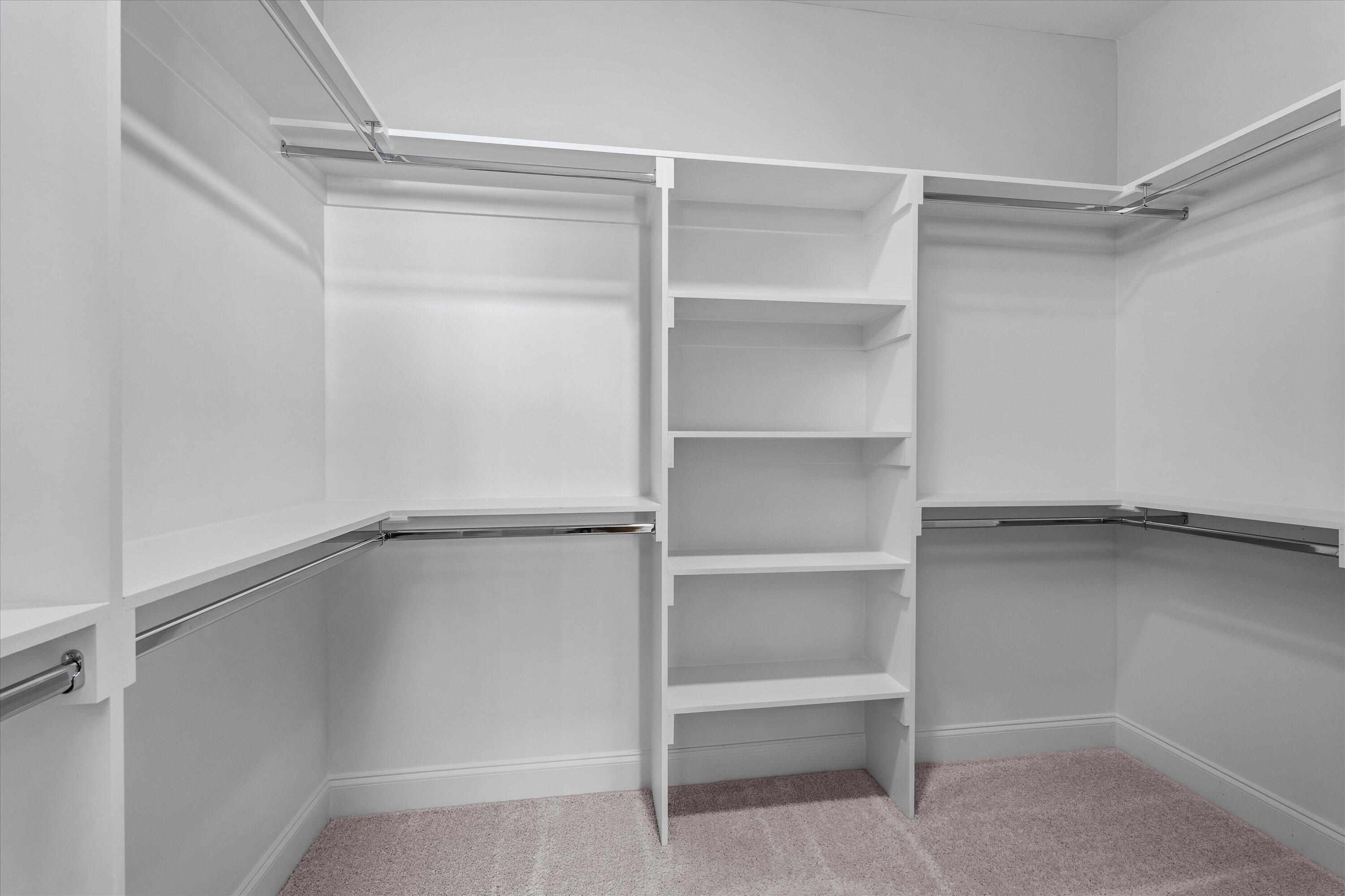 3006 ROSEWOOD DR. Drive