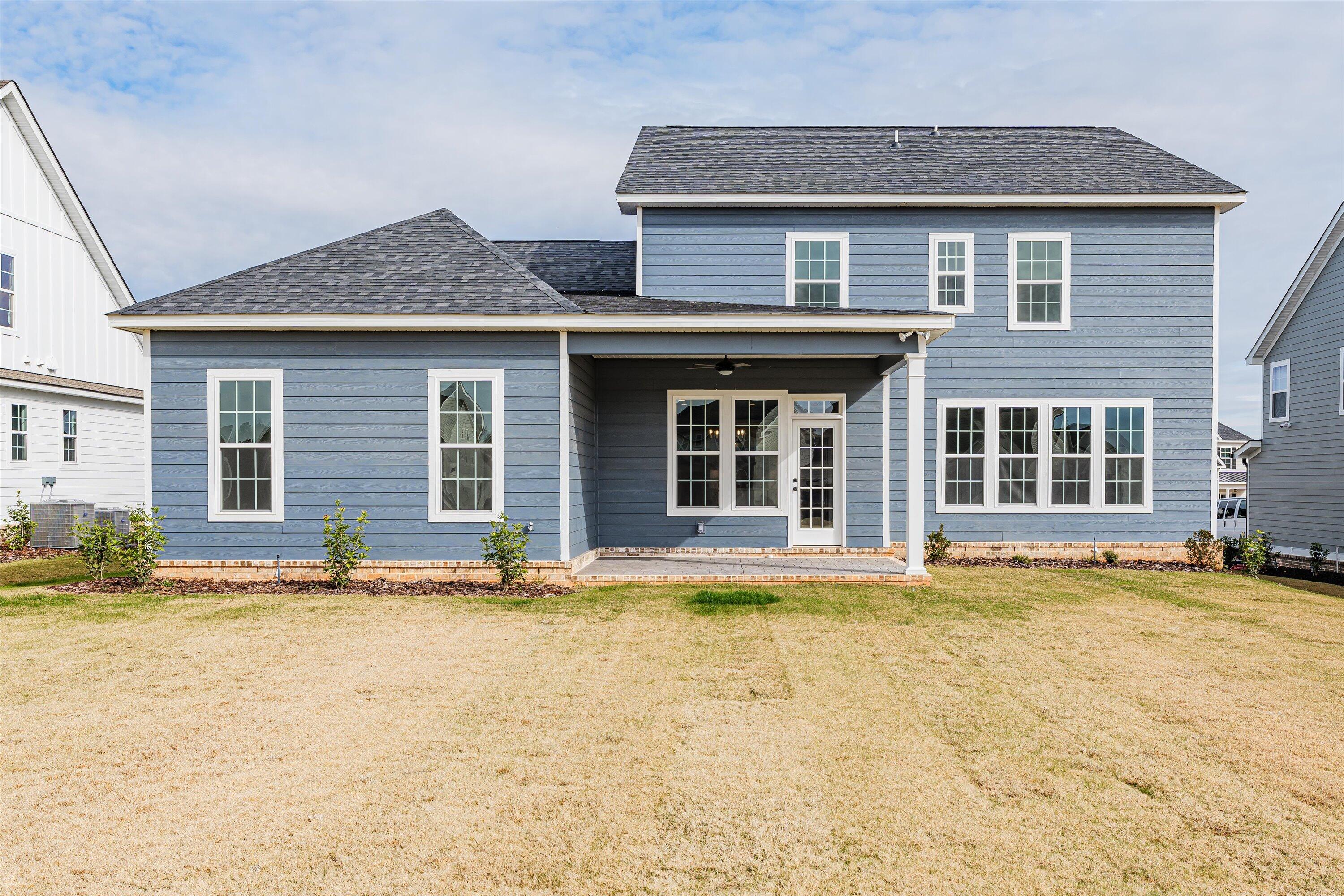 3006 ROSEWOOD DR. Drive