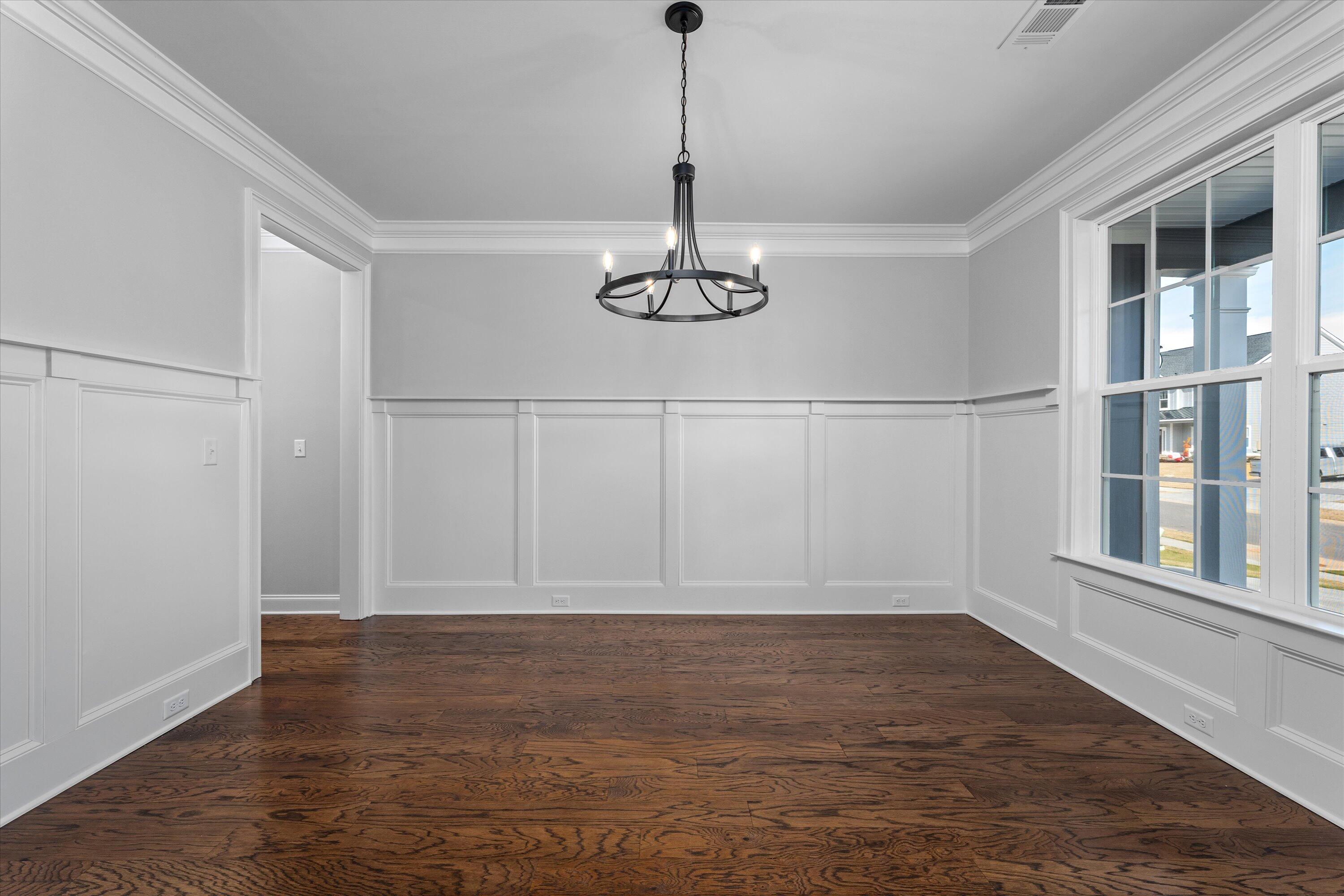 3006 ROSEWOOD DR. Drive