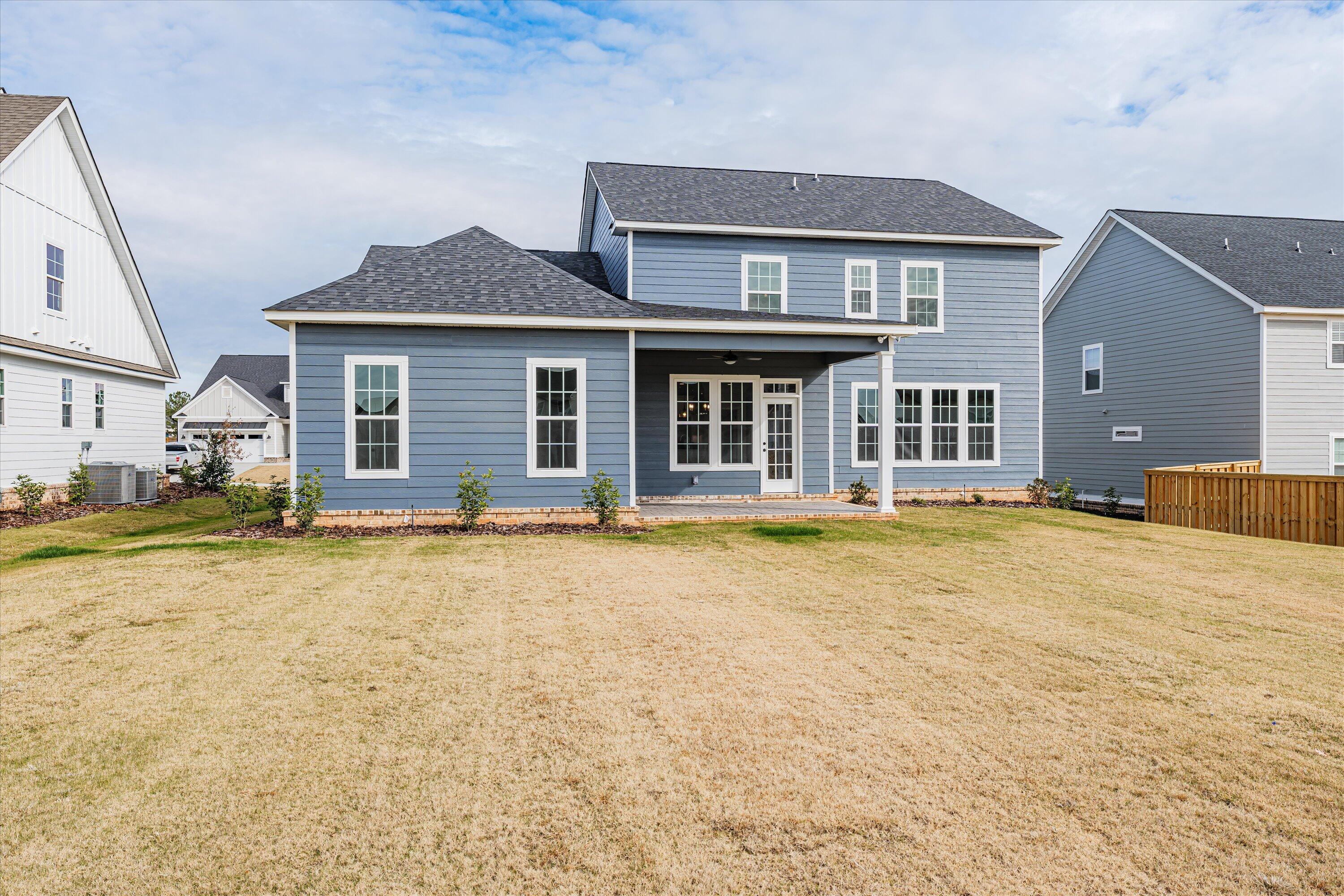 3006 ROSEWOOD DR. Drive