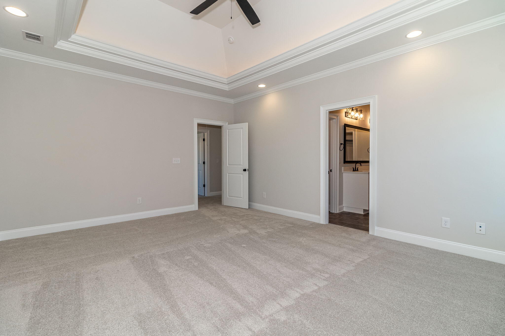 660 WHITNEY SHOALS Road