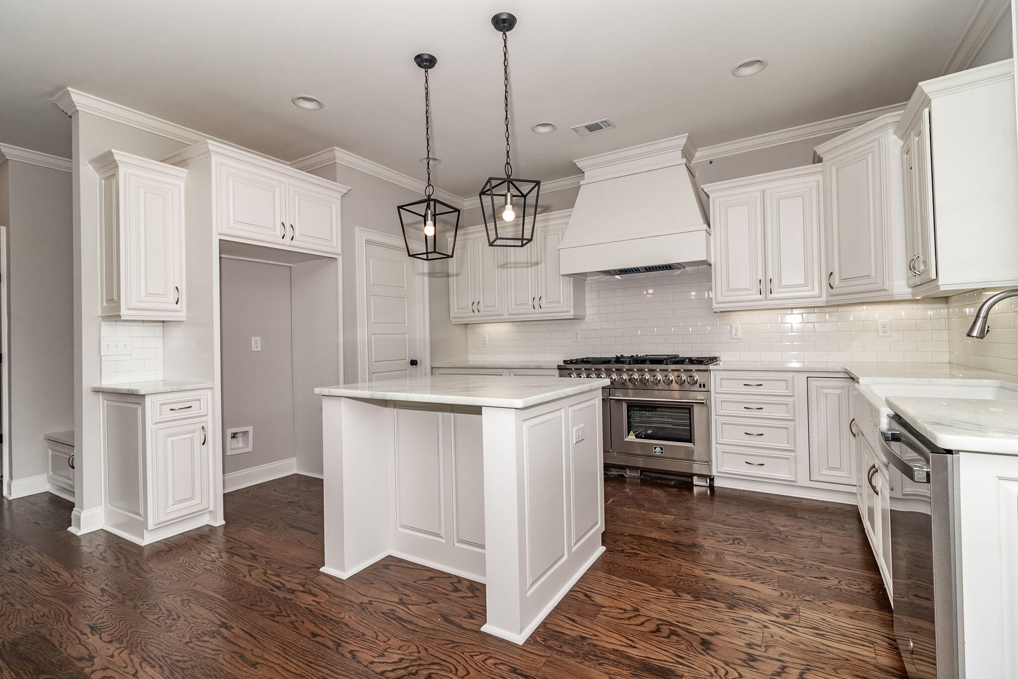 3002 ROSEWOOD DRIVE Drive