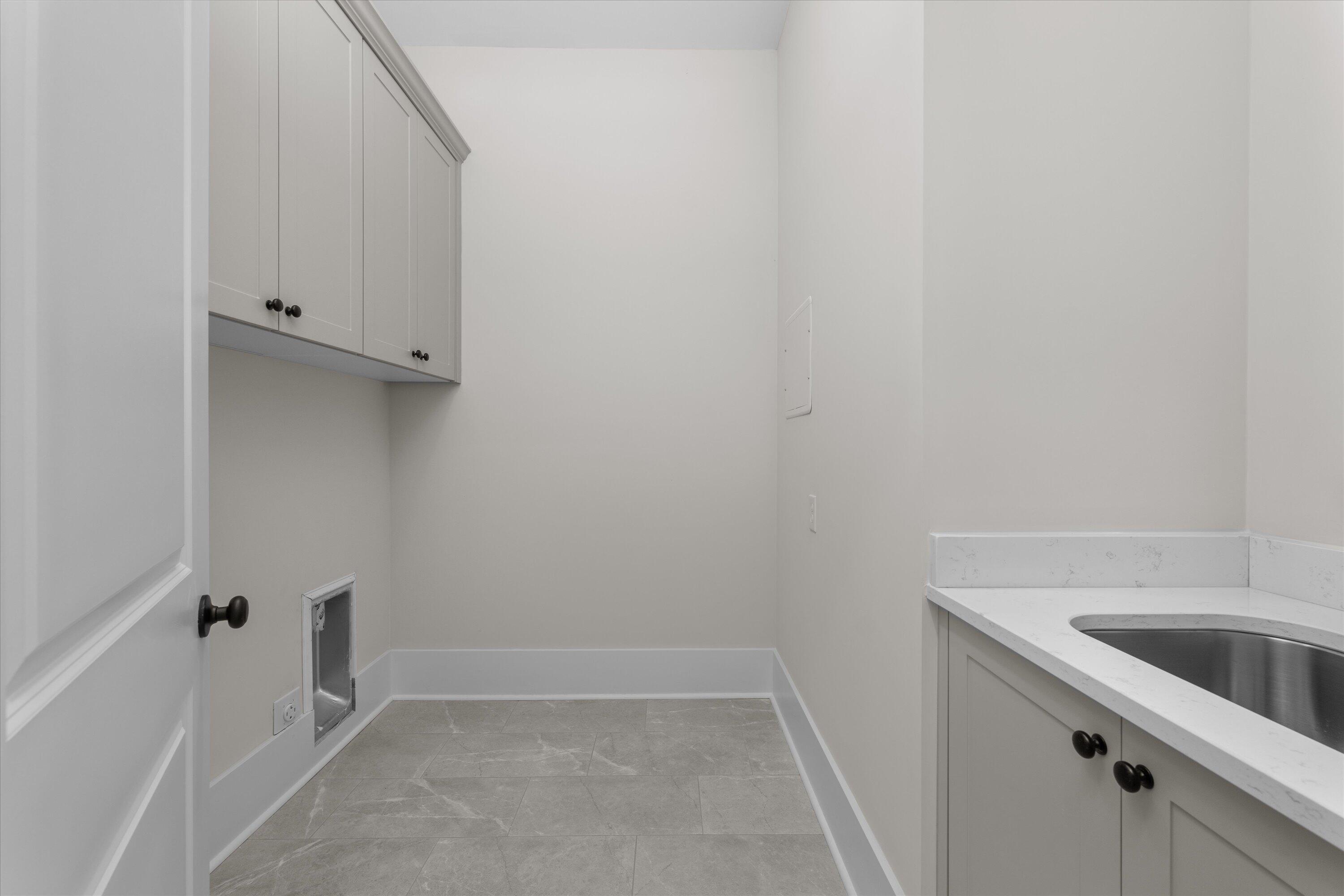 505 OAKLEY GROVE Circle