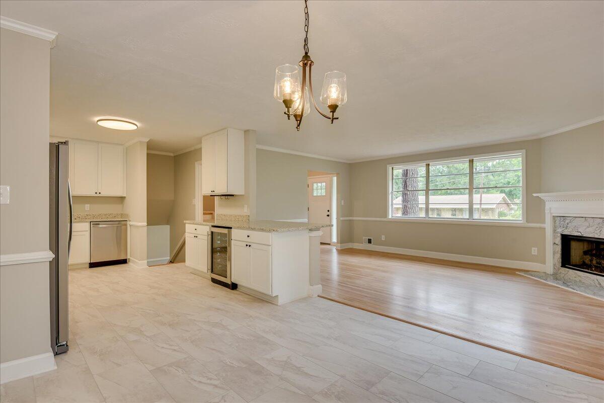 3522 MOUNT VERNON Drive