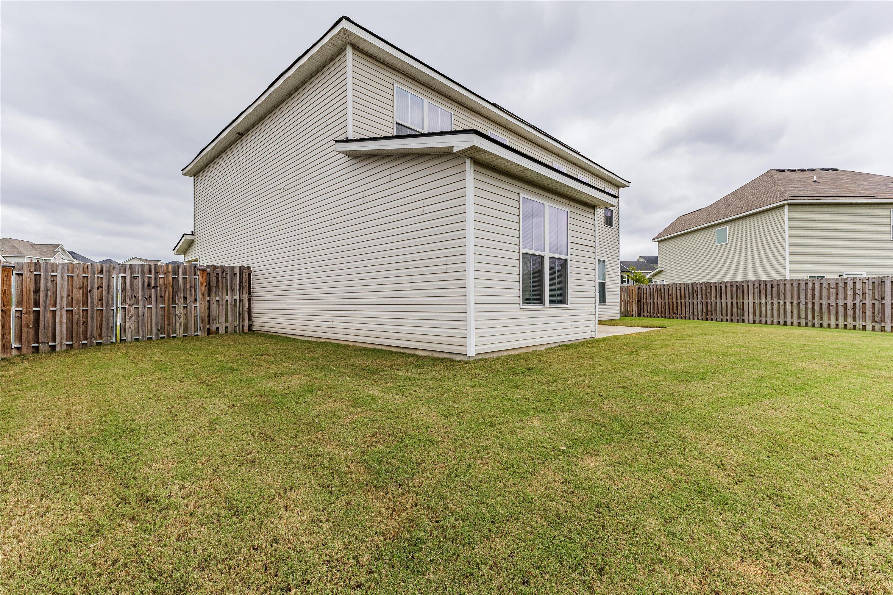 1116 GEORGE W. CRAWFORD Drive