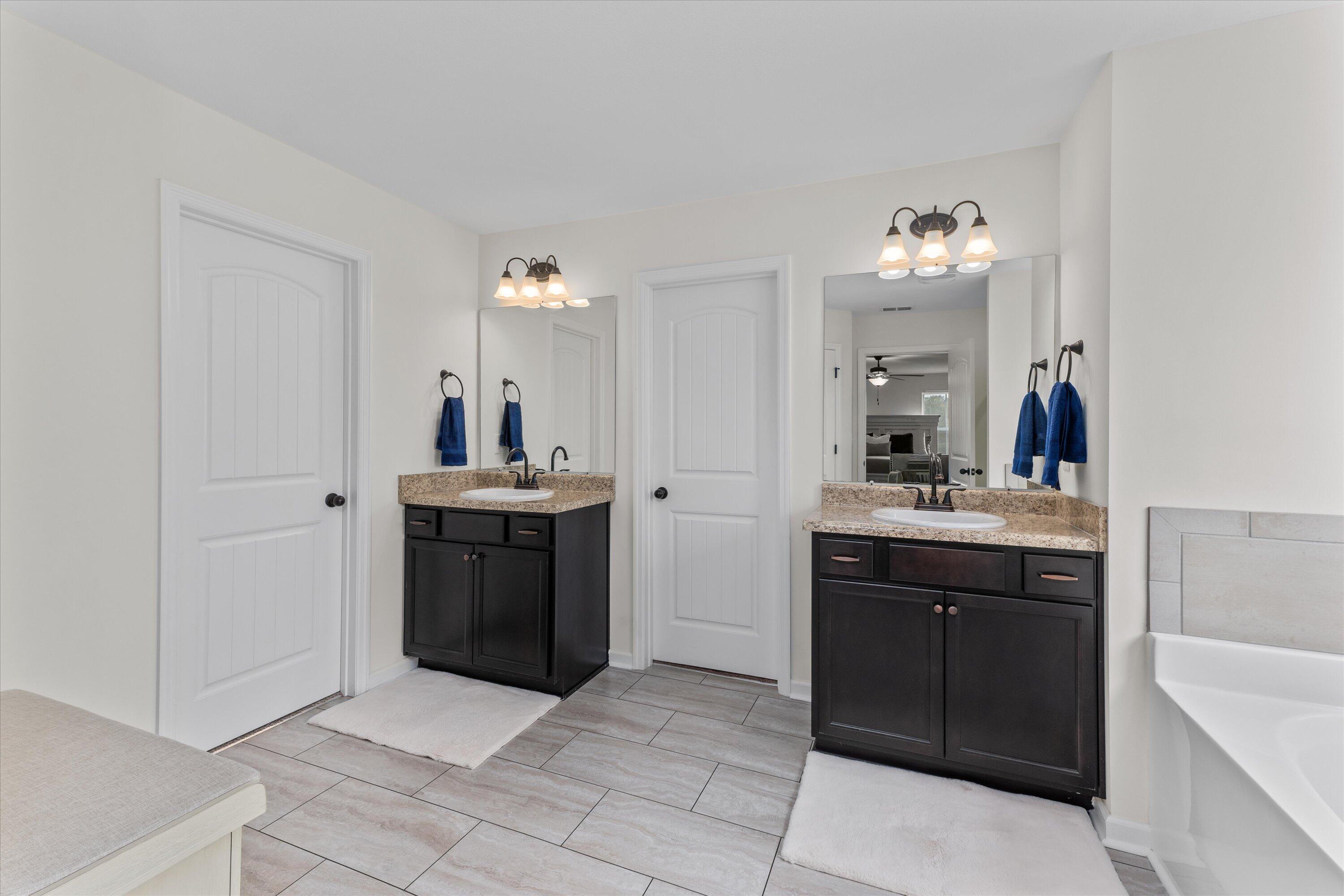 1116 GEORGE W. CRAWFORD Drive