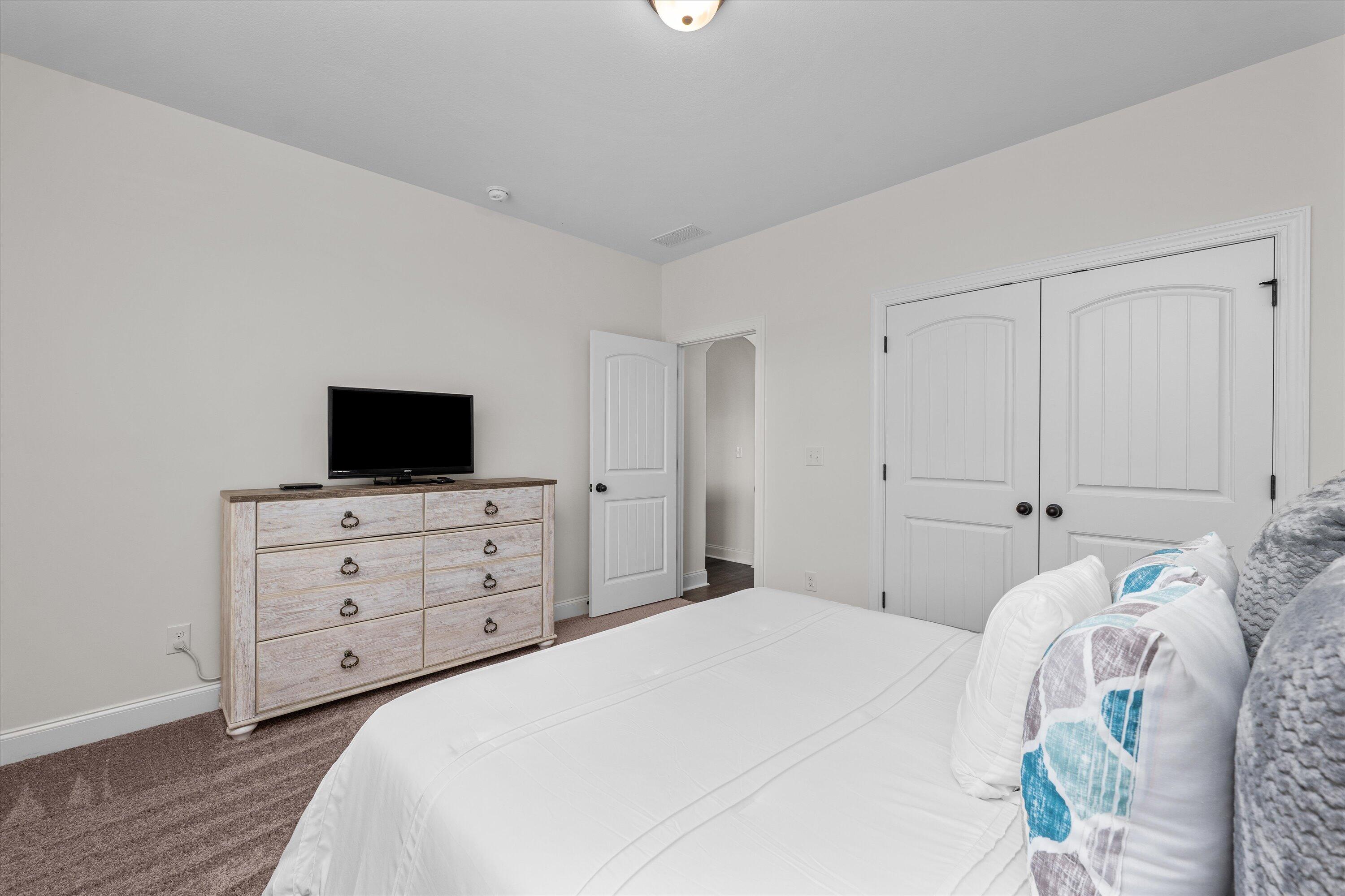 1116 GEORGE W. CRAWFORD Drive