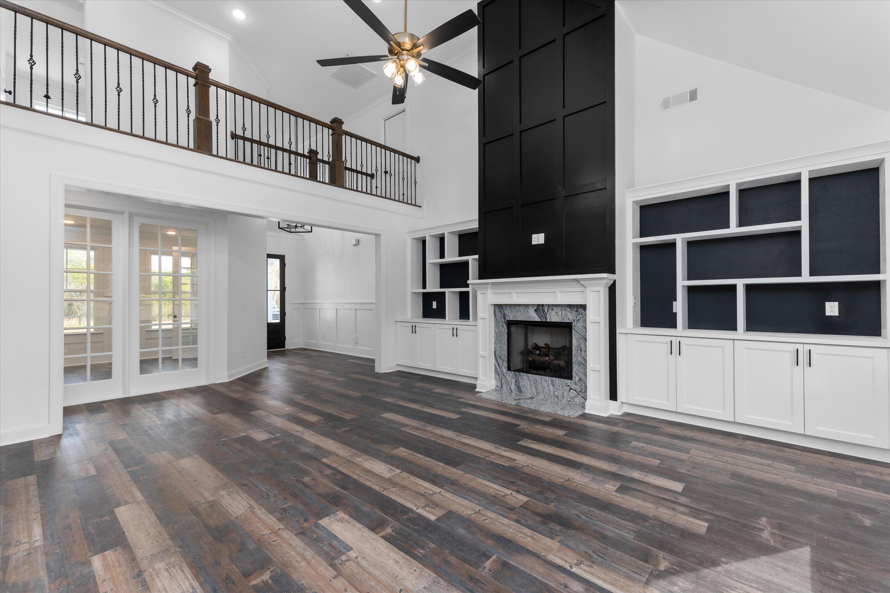 4151 LARIAT Trail