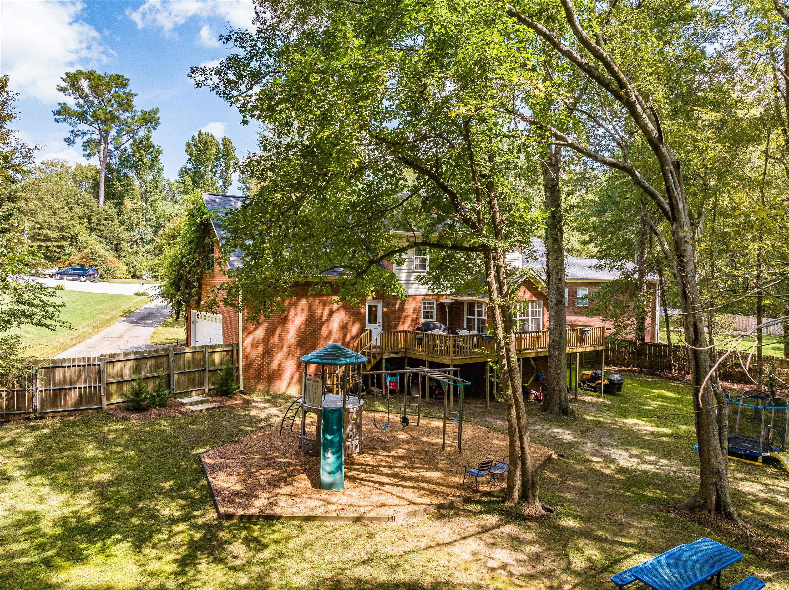 4880 FLAGSTONE Court