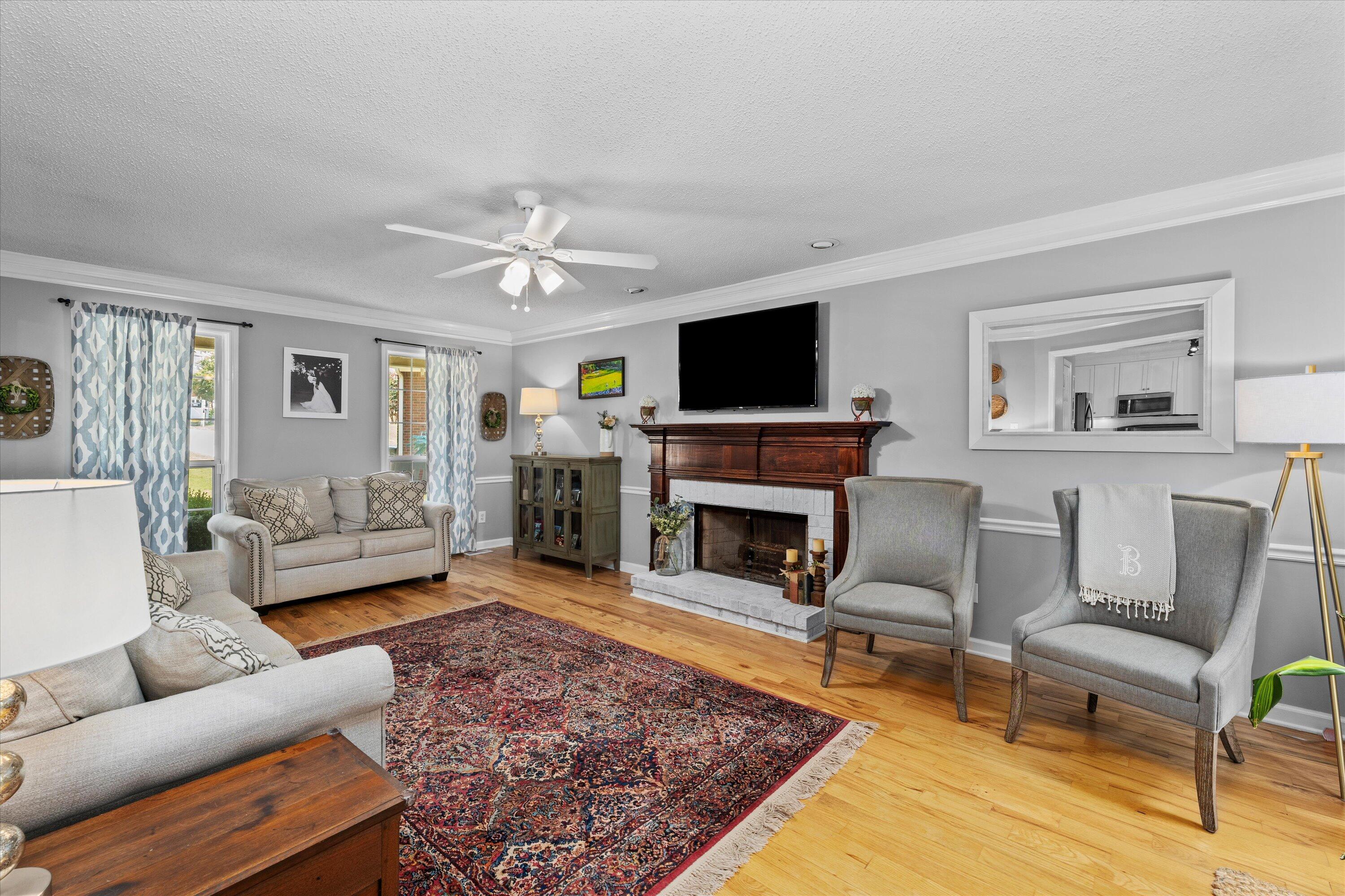 4880 FLAGSTONE Court