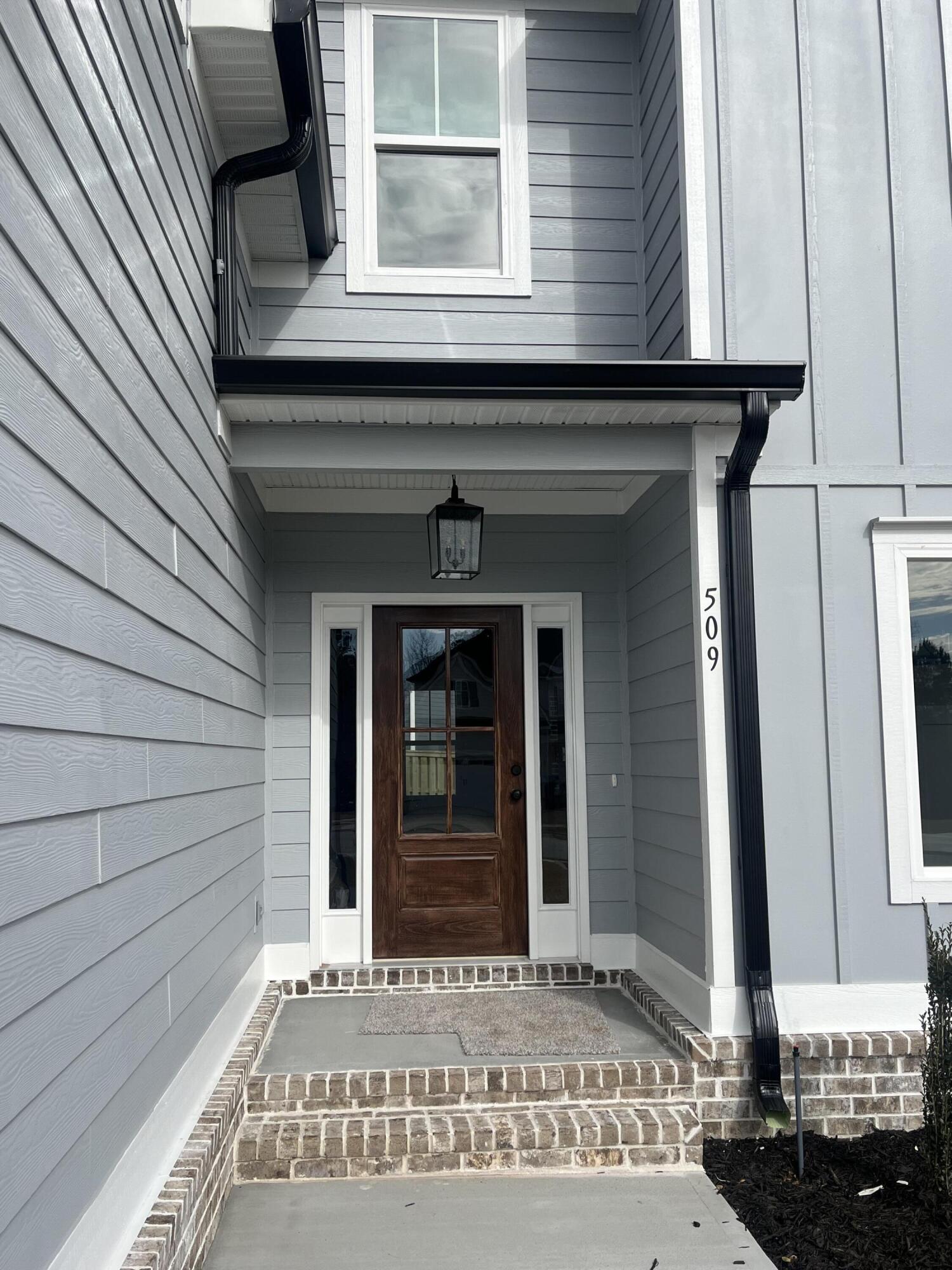 509 OAKLEY GROVE Circle