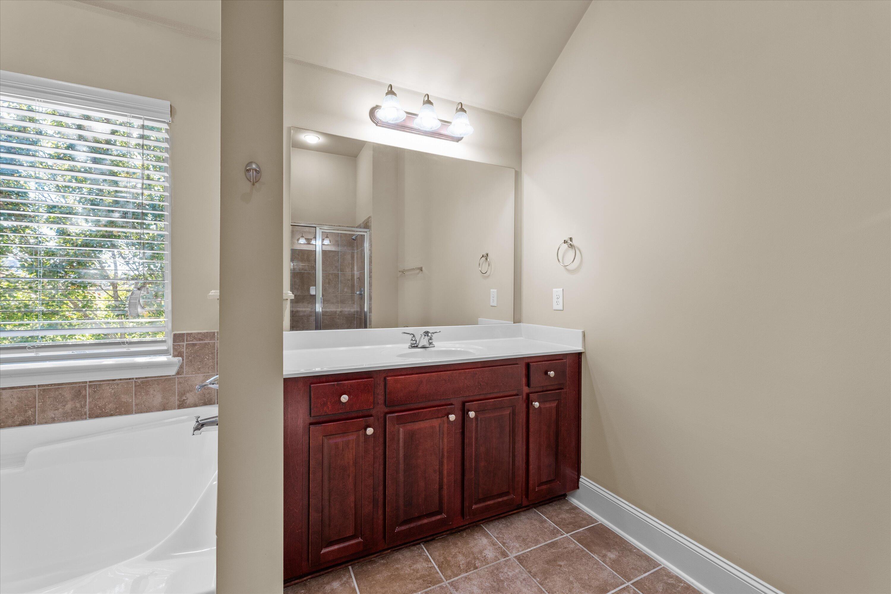 1223 BERKLEY HILLS Pass