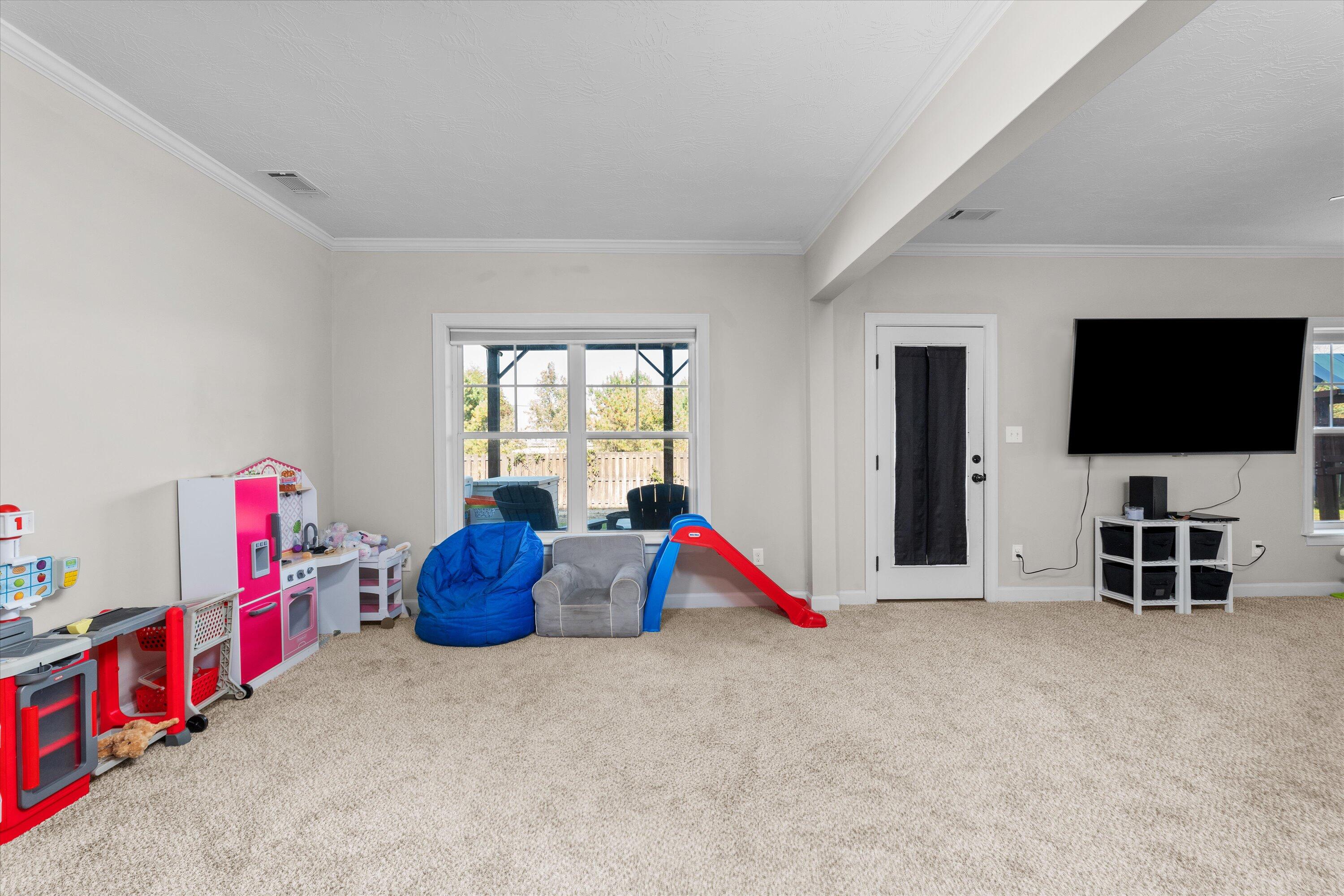 807 BRIDGEWATER LANE