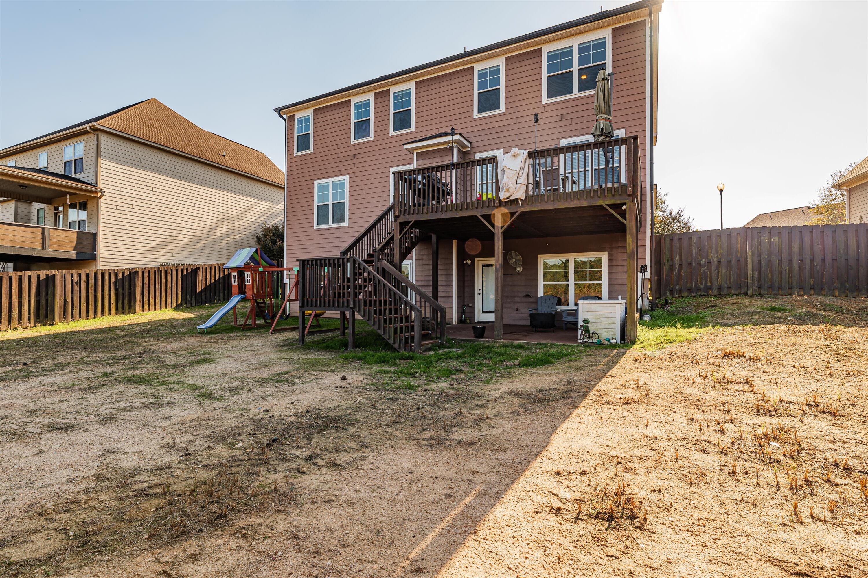 807 BRIDGEWATER LANE