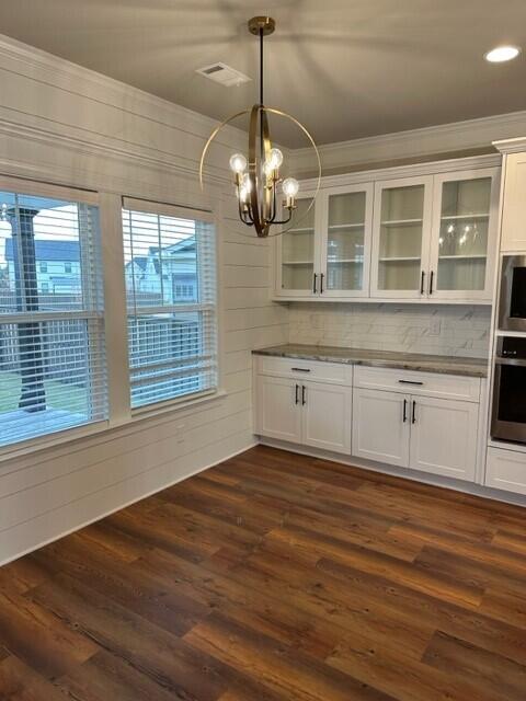 519 OAKLEY GROVE Circle