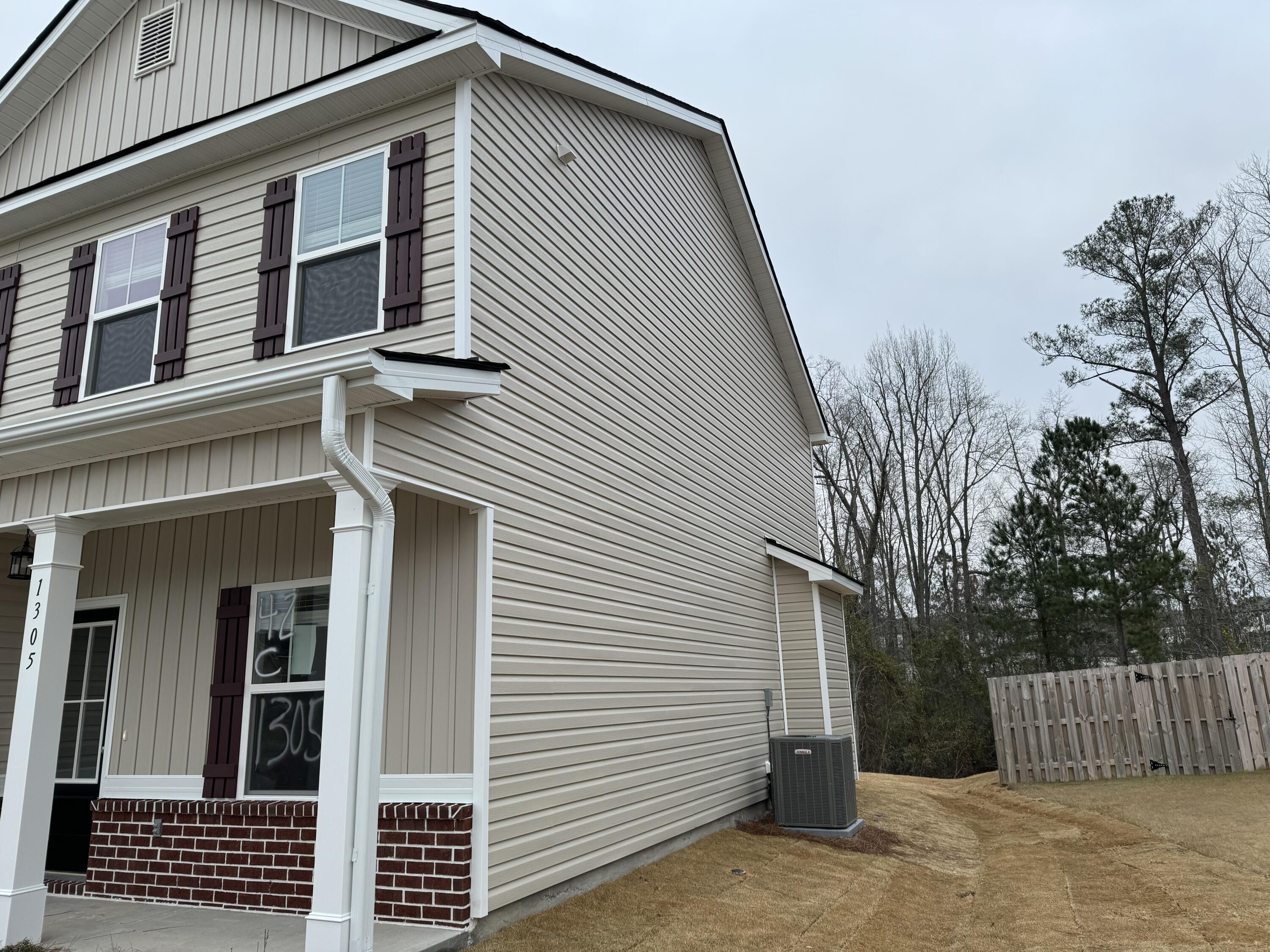 1305 BATCHELOR Court