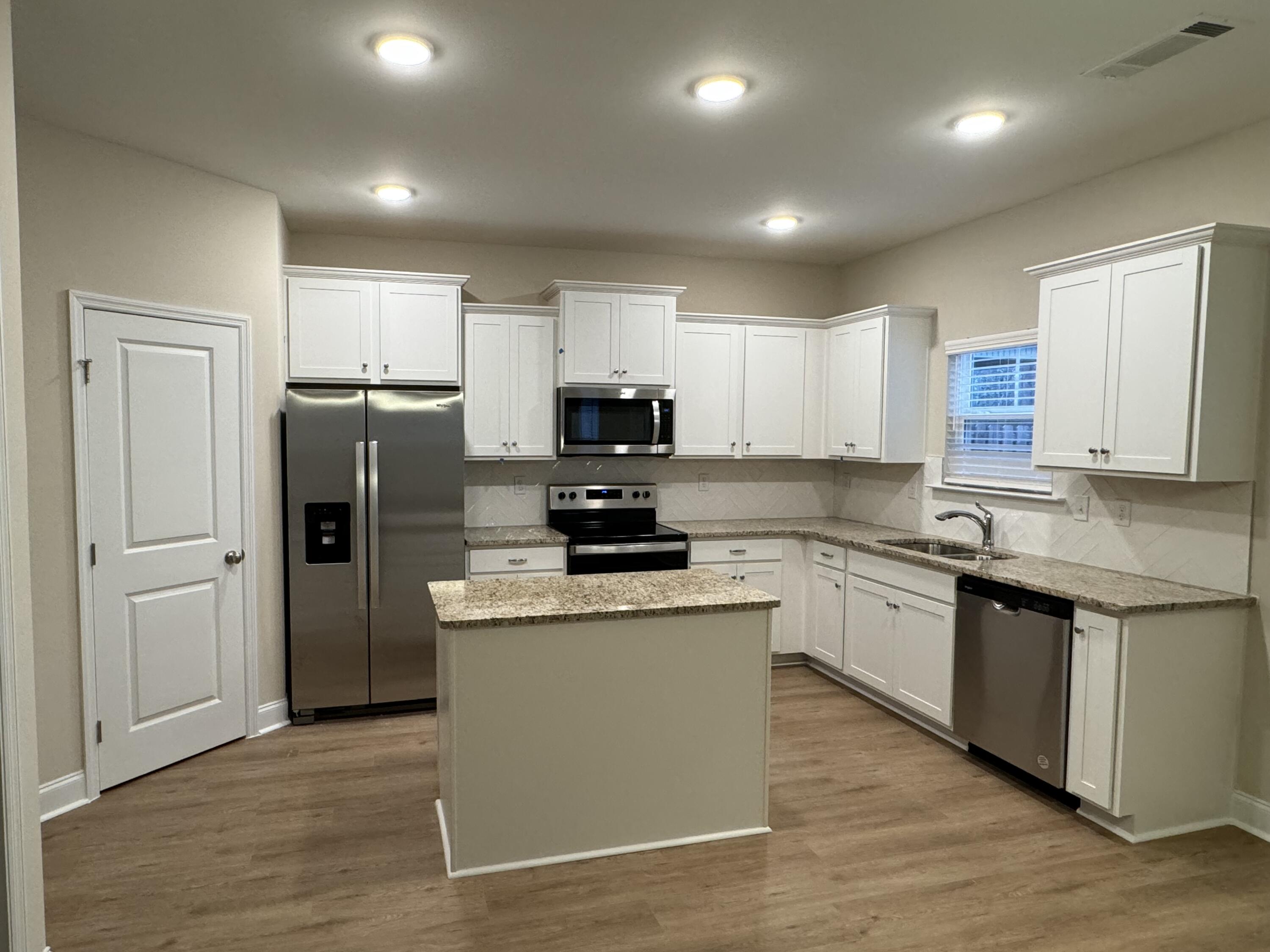 1305 BATCHELOR Court