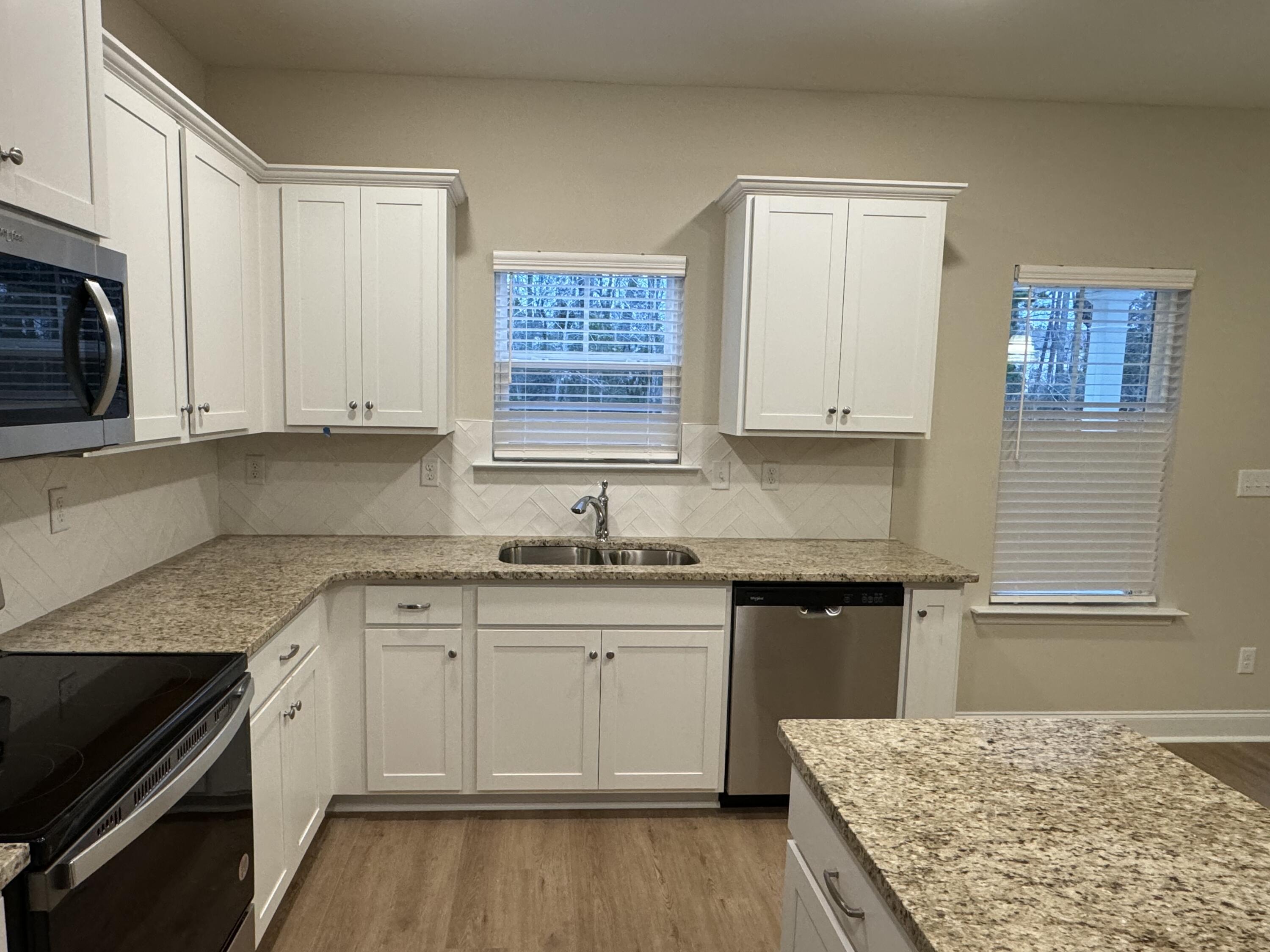 1305 BATCHELOR Court