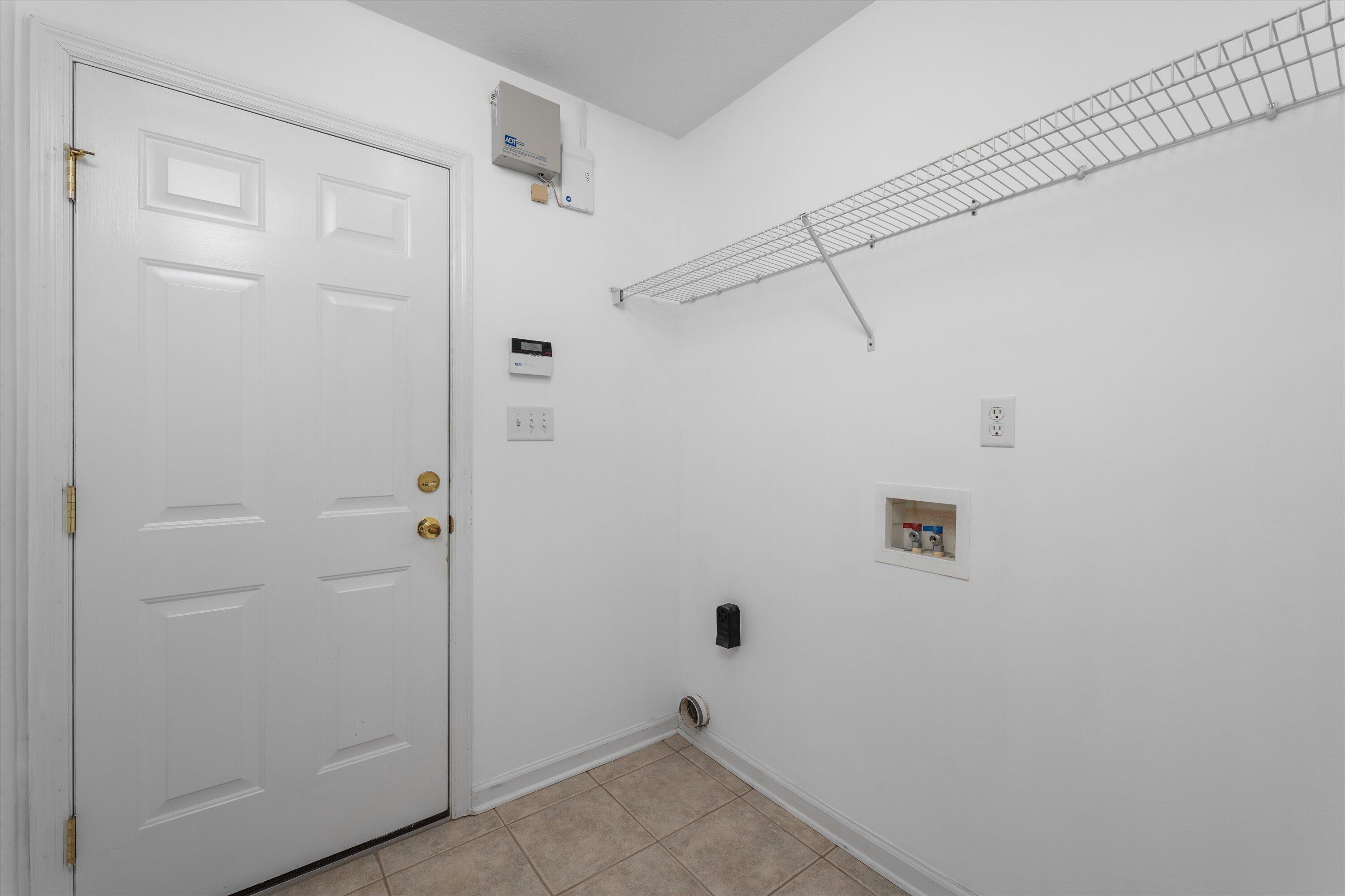 2075 MAGNOLIA Parkway