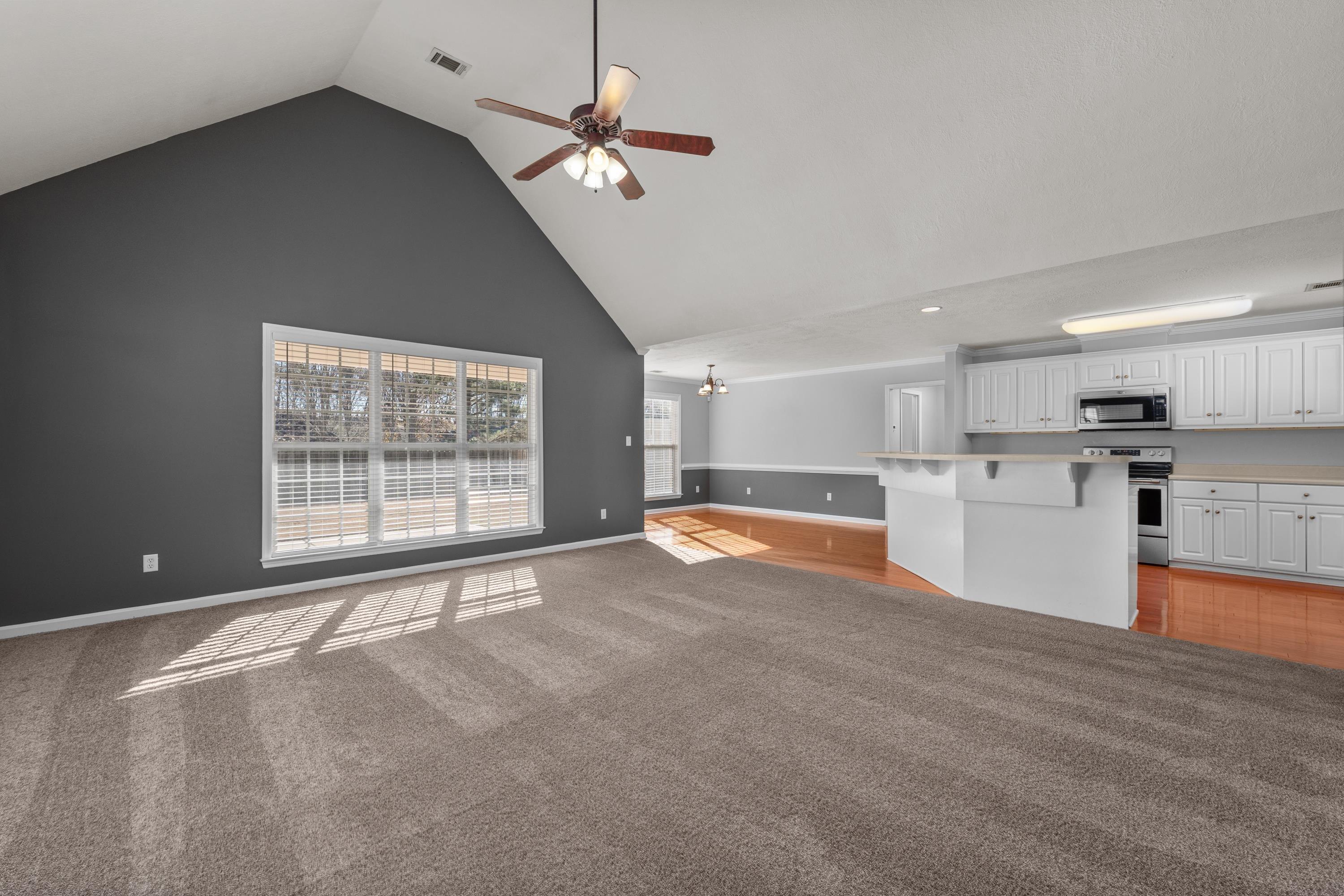 2075 MAGNOLIA Parkway