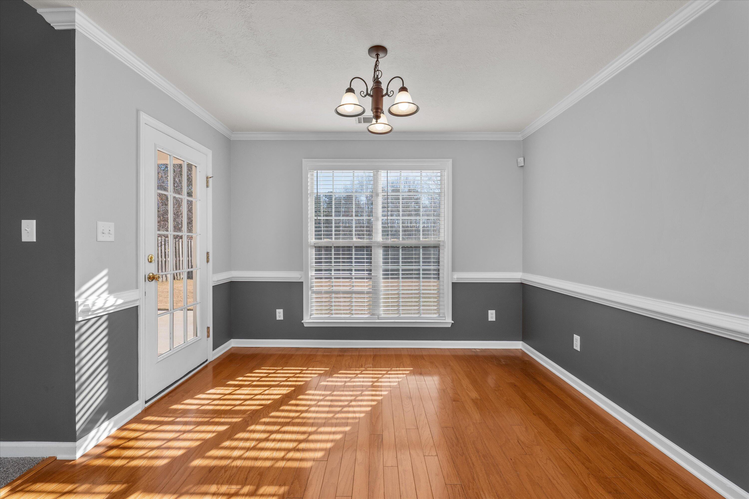 2075 MAGNOLIA Parkway