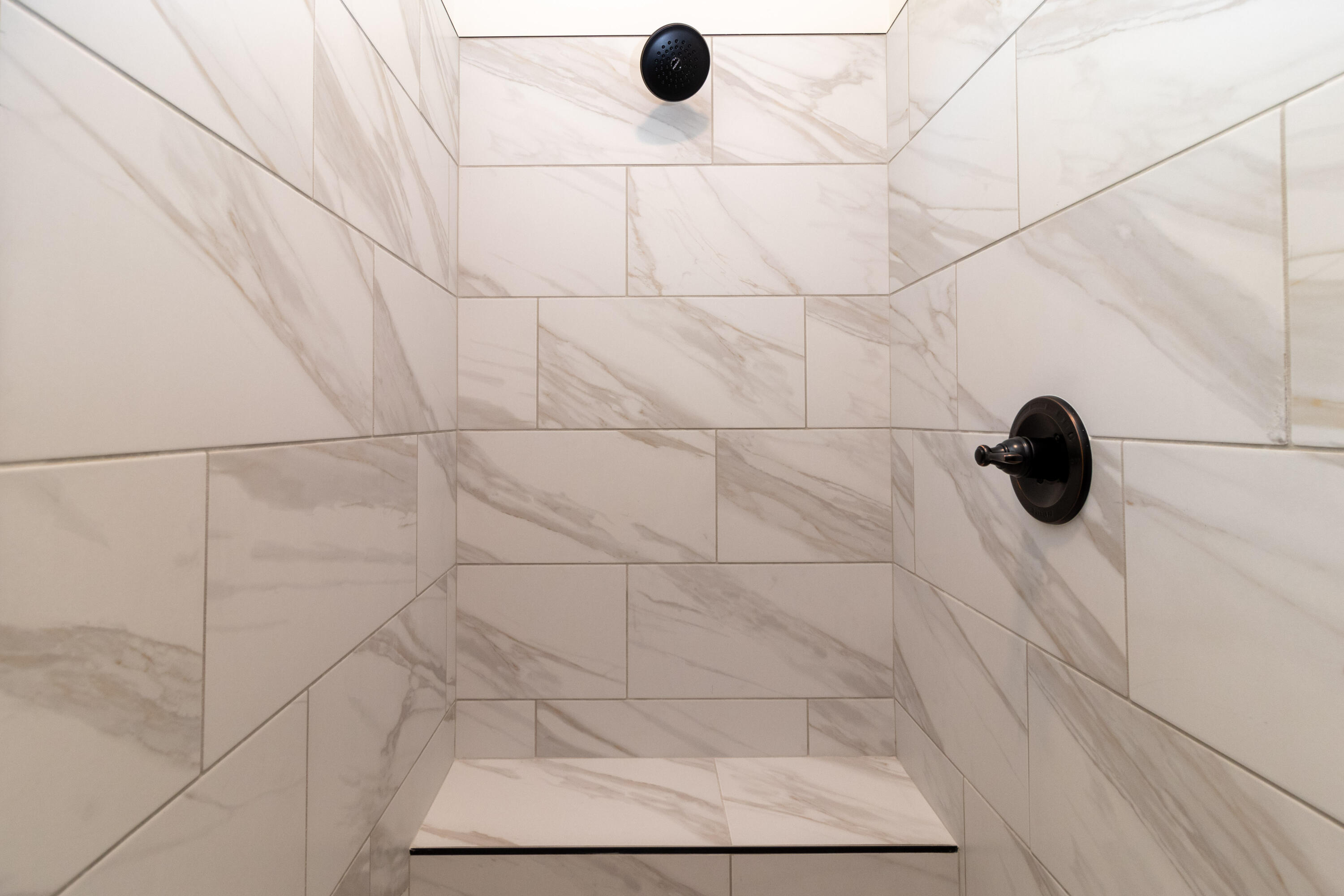 450 DEVONSHIRE Drive