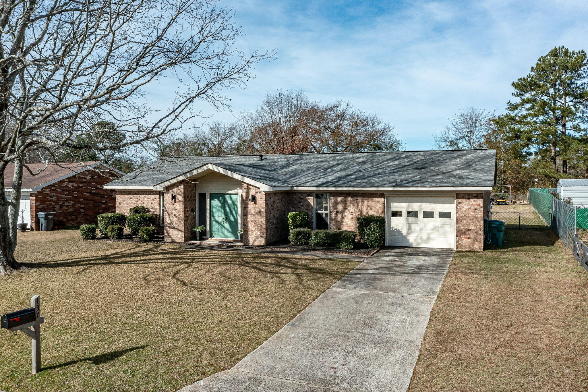 137 HIGHVIEW DR. Drive