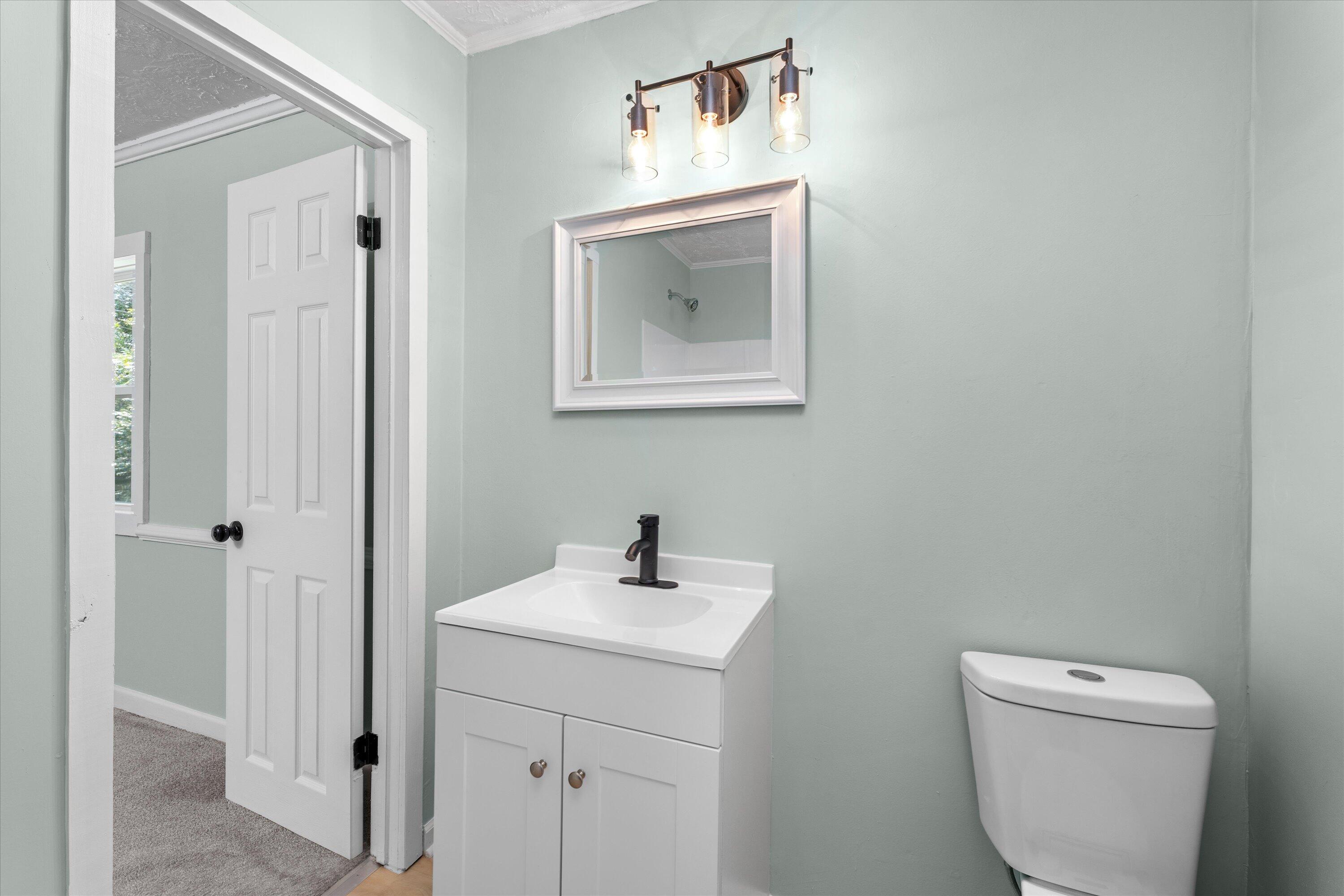 2117 MONCRIEFF Street