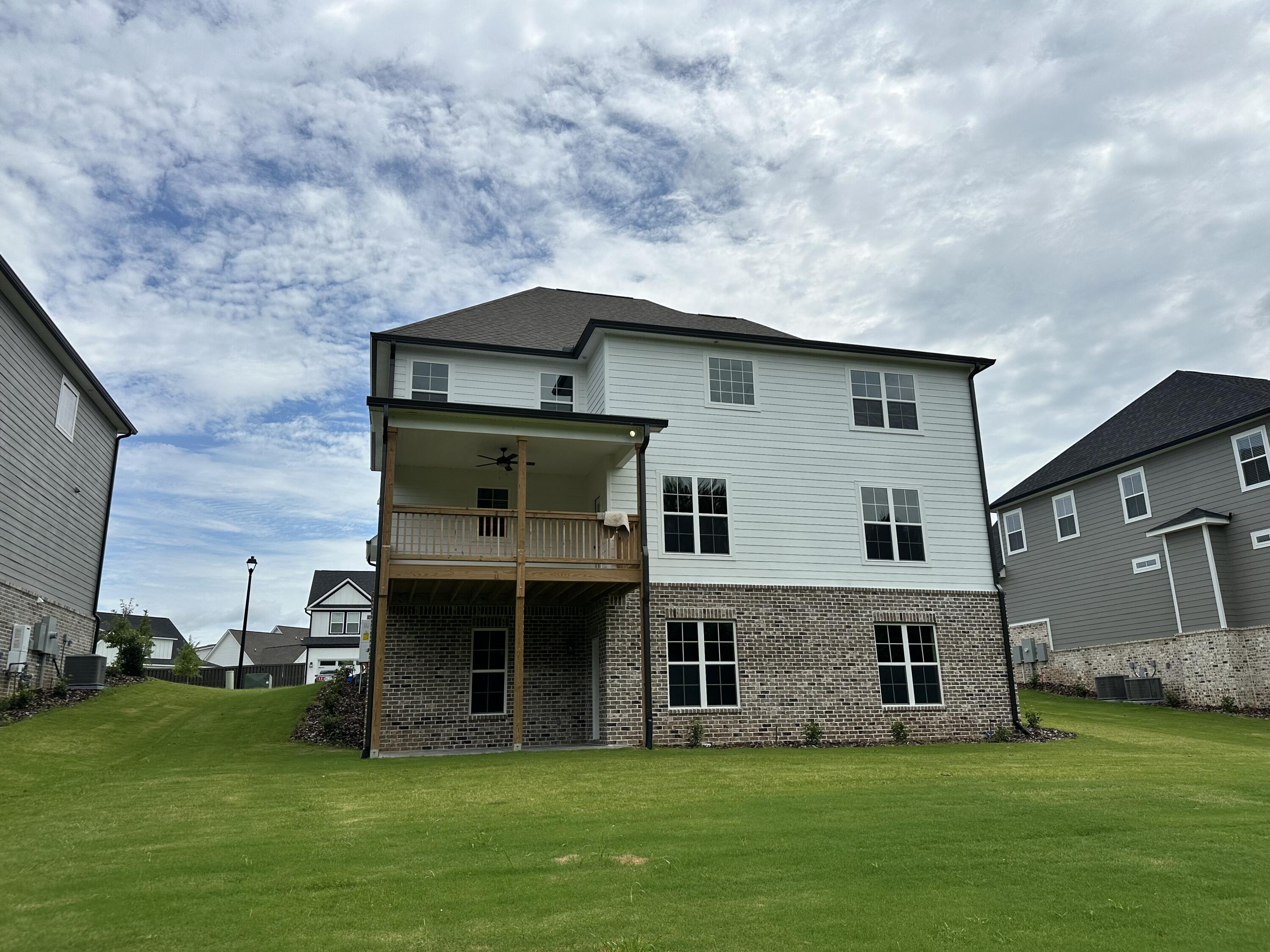 520 OAKLEY GROVE CIRCLE Circle