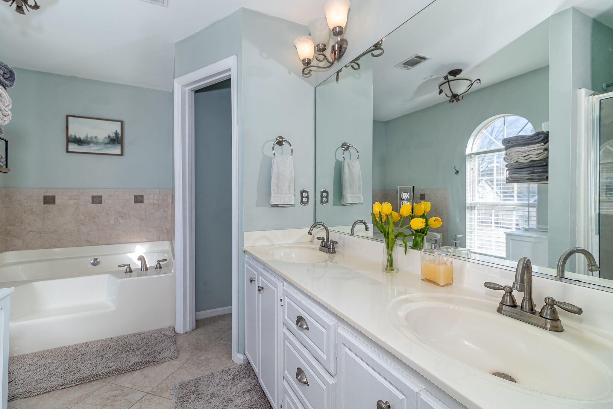 4129 EAGLE NEST Drive