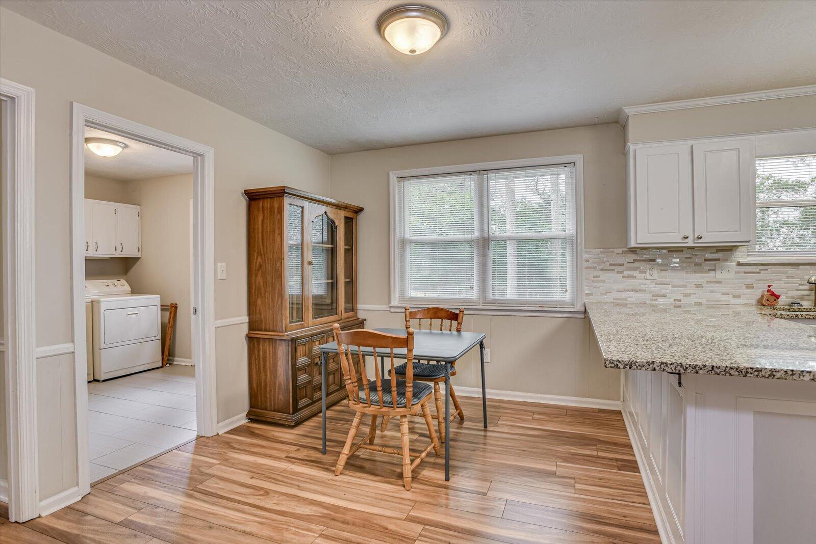 3225 YELLOW PINE Drive